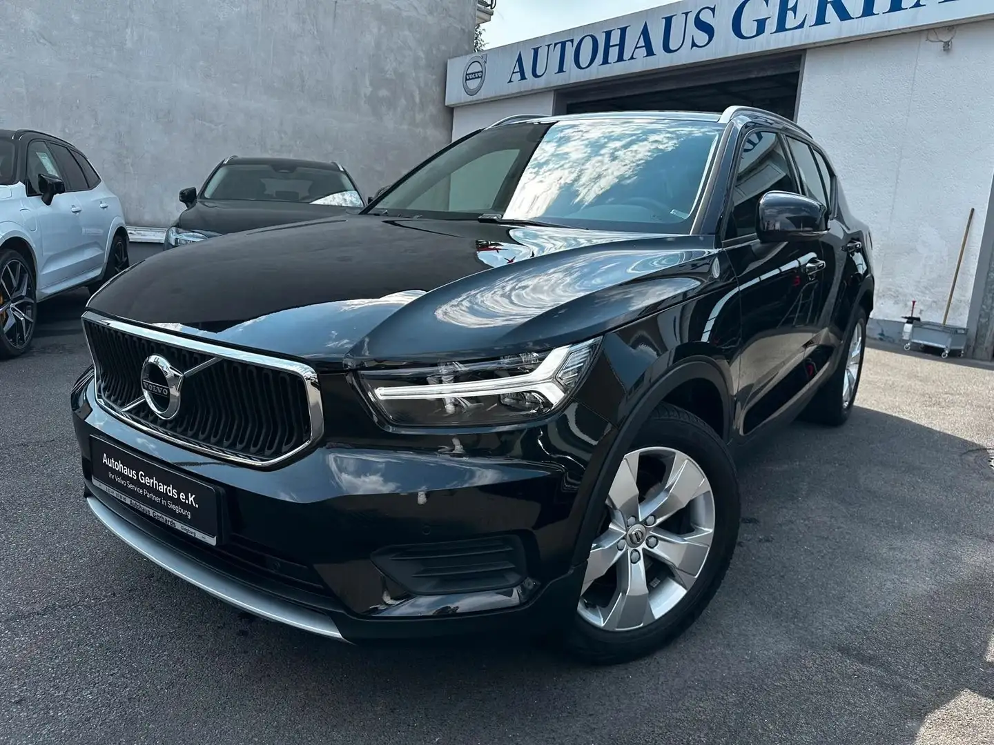 Volvo XC40 T4 Momentum Pro,Leder,BLIS,ACC,LED,Kamera Schwarz - 1