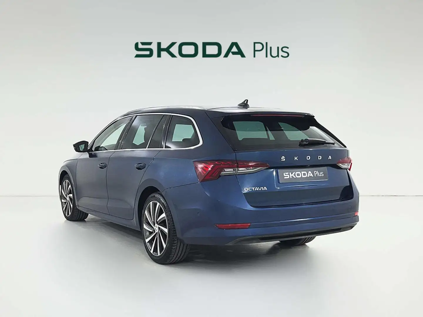 Skoda Octavia Combi 2.0TDI Style DSG 110kW Azul - 2