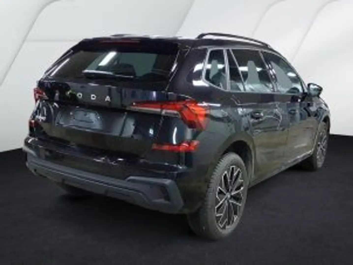 Skoda Kamiq Selection*PANO*NAVI*KAM*SHZ*LED Schwarz - 2