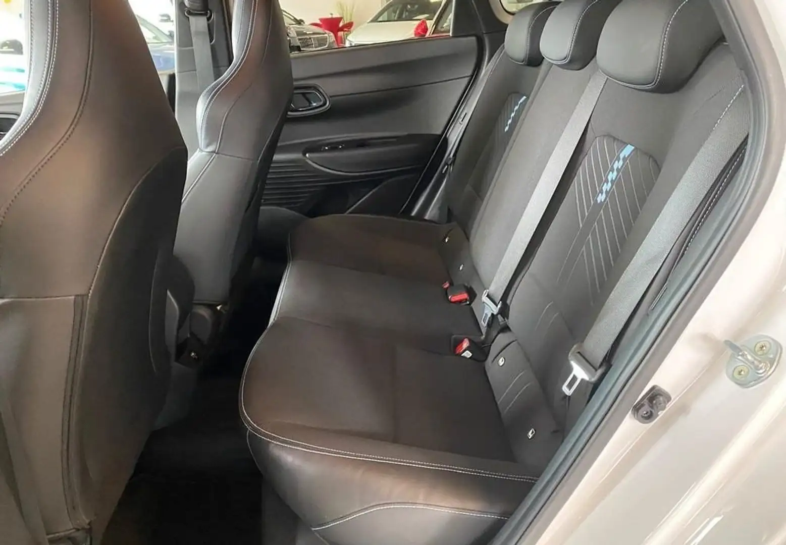 Hyundai i20 N 1.6 T-GDI MT N-Performance Bianco - 2