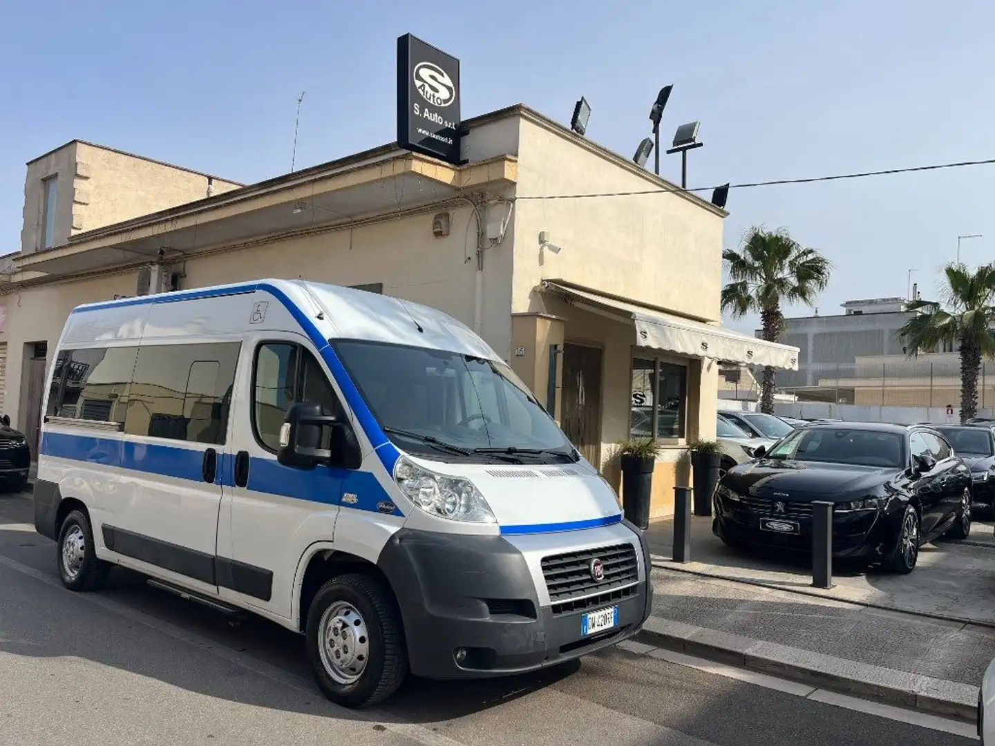 Fiat Ducato 2.3 MJT 120CV ALL.DISABILI CON PEDANA Bianco - 1