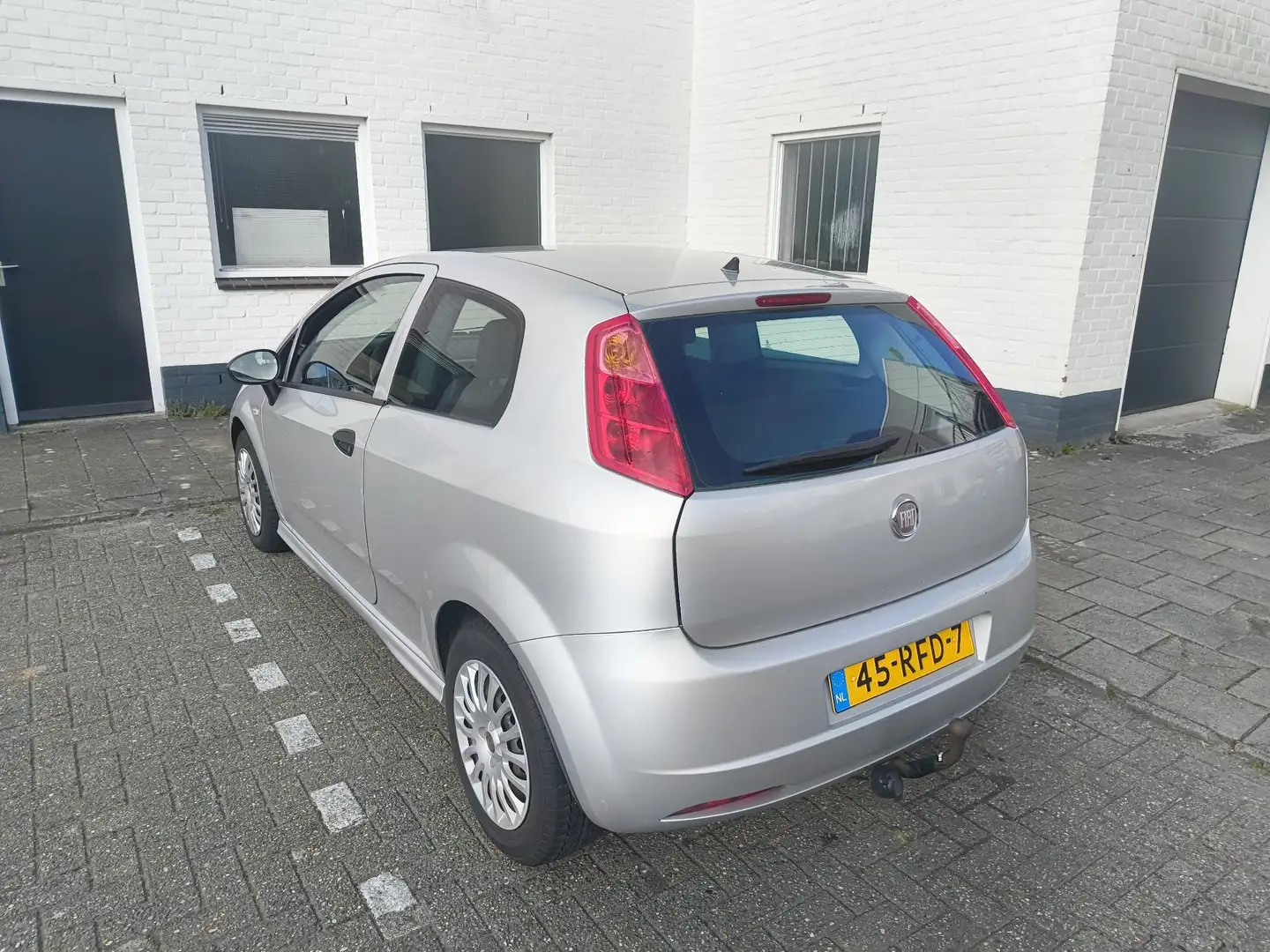 Fiat Punto 1.3 M-Jet Actual Koopje! Ezüst - 2