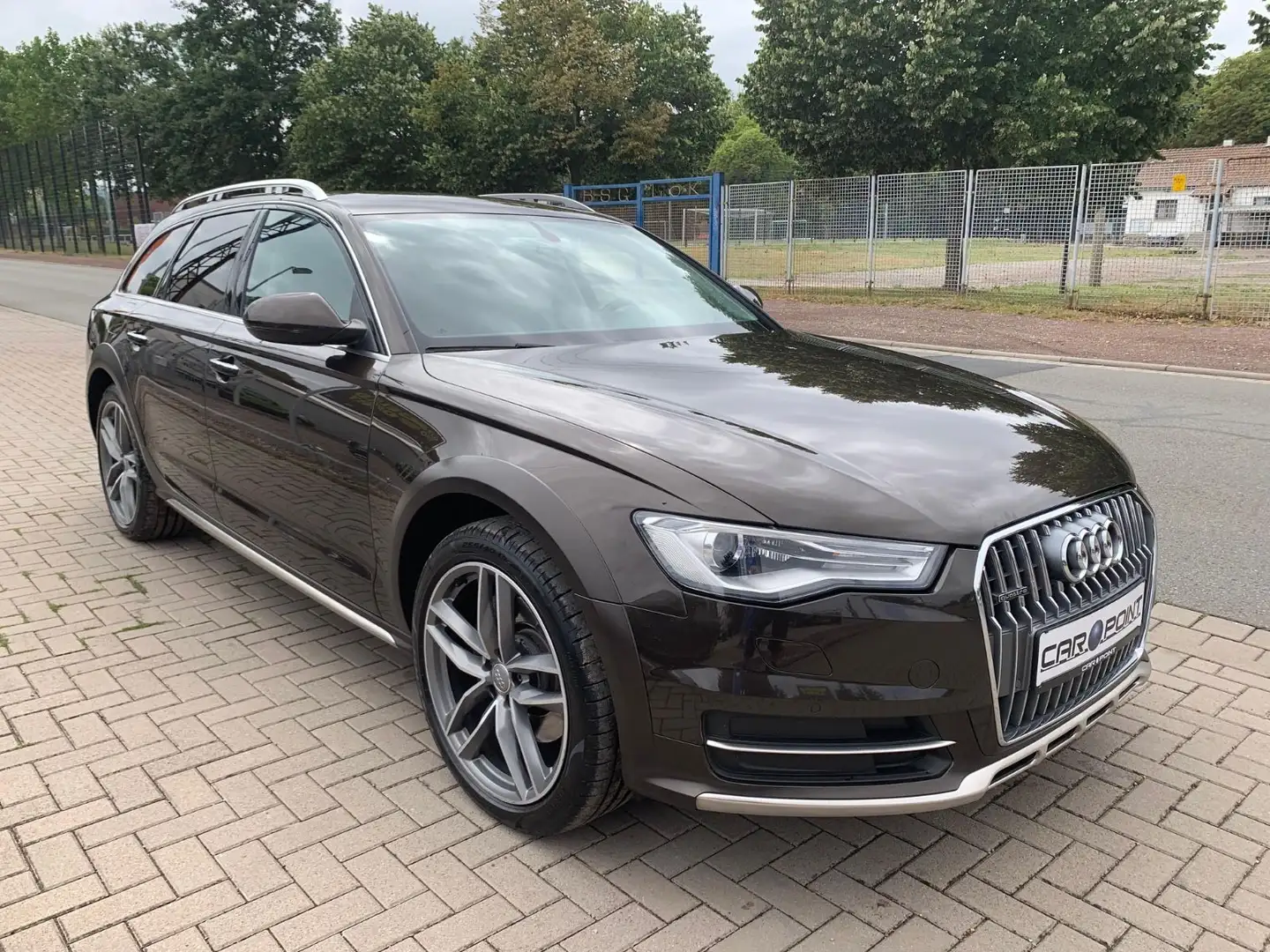 Audi A6 allroad quattro Leder Bose Temp SHZ Standhzg Brun - 1