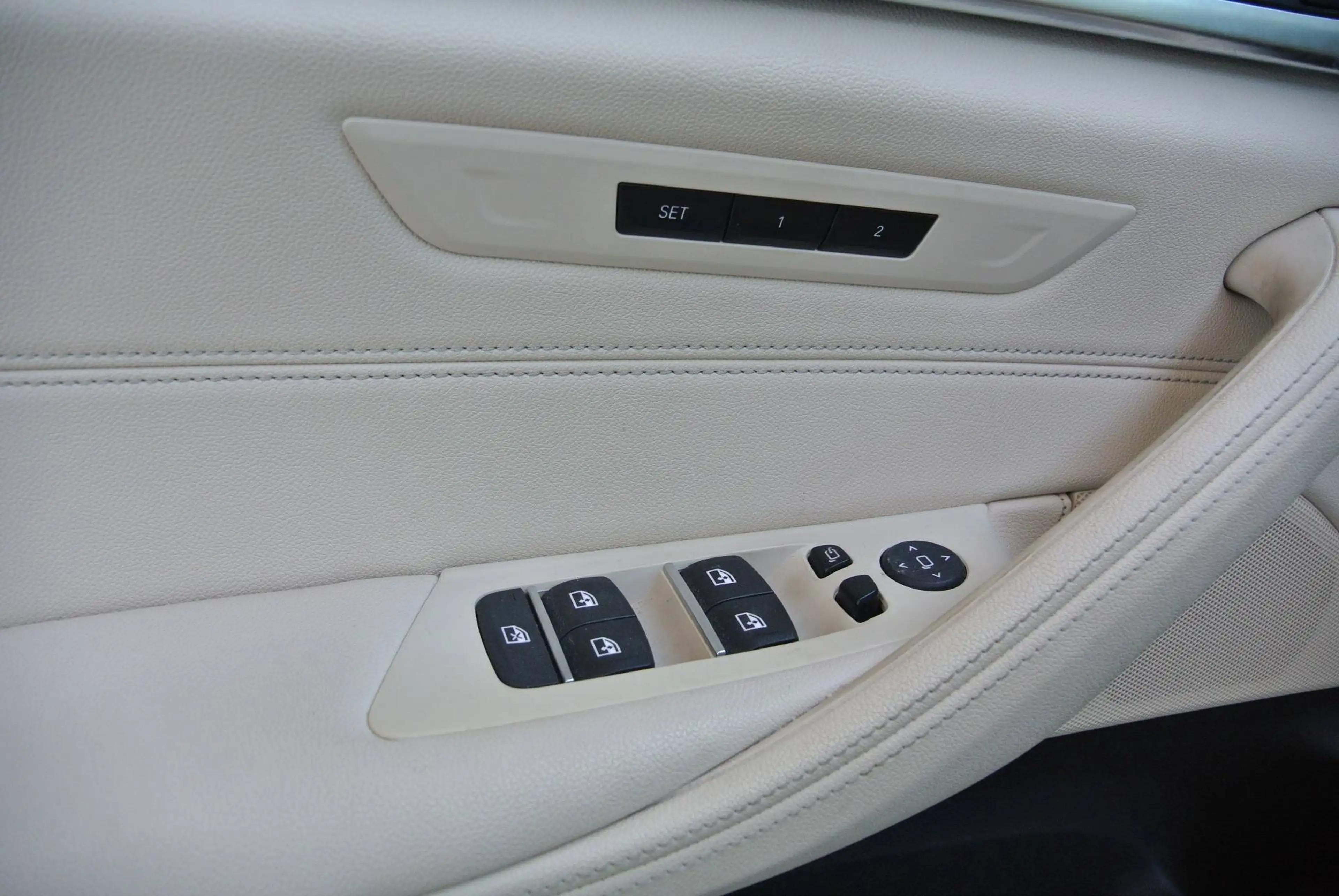BMW 530 e Touring Aut. ** LEDER * GLASDACH * LED * KAMERA — photo 8