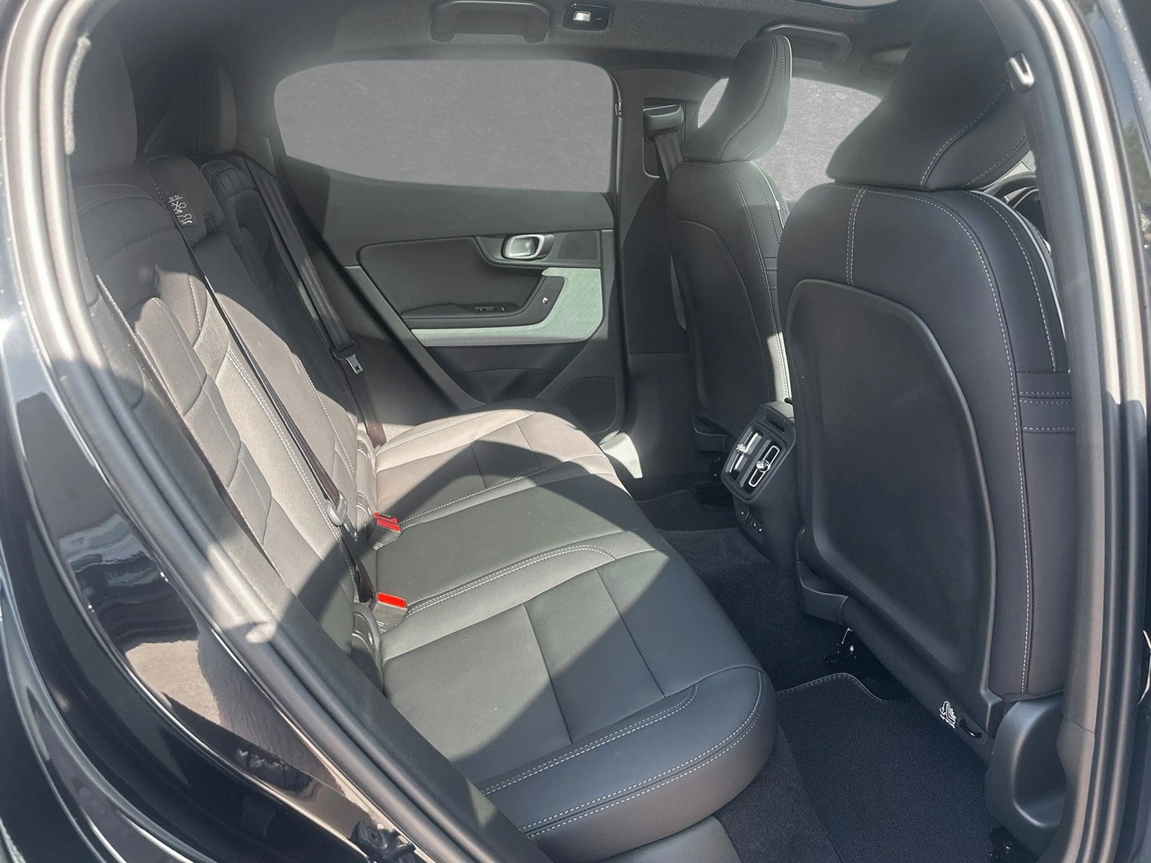 Polestar 2 Long Range Single Motor MJ 26 Pilot Plus — photo 5