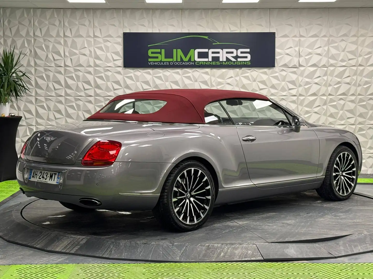 Bentley Continental 6.0 siva - 2