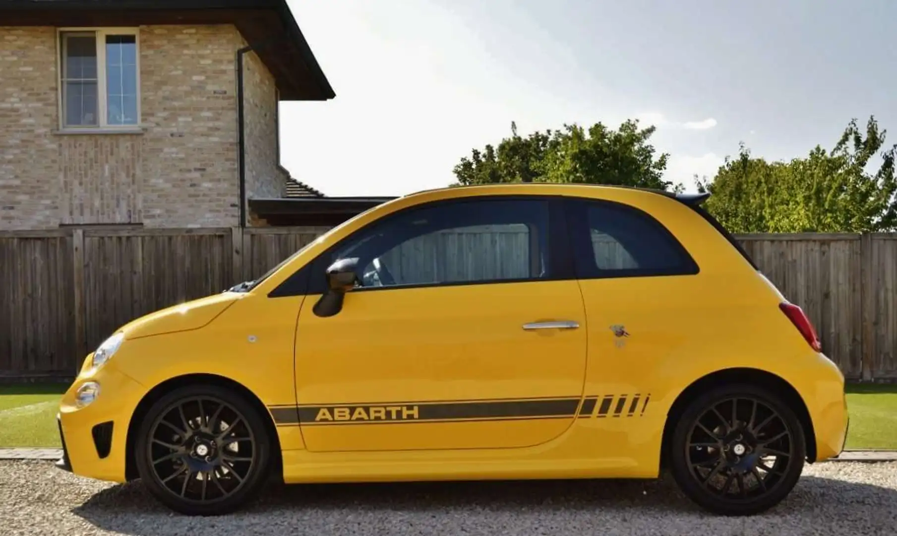 Abarth 595 Spa-Francochamps**LIMITED EDITION 017/150**163PK** Jaune - 1