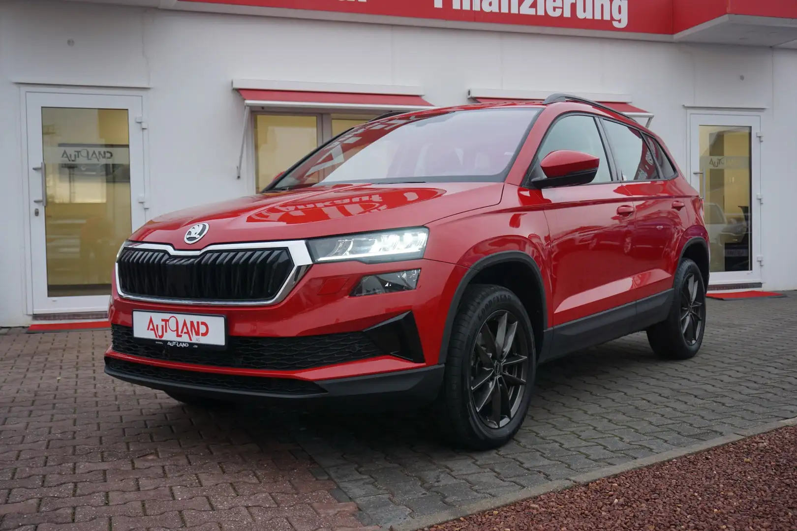 Skoda Karoq 1.5 TSI Drive LED Panorama Kamera Rot - 2
