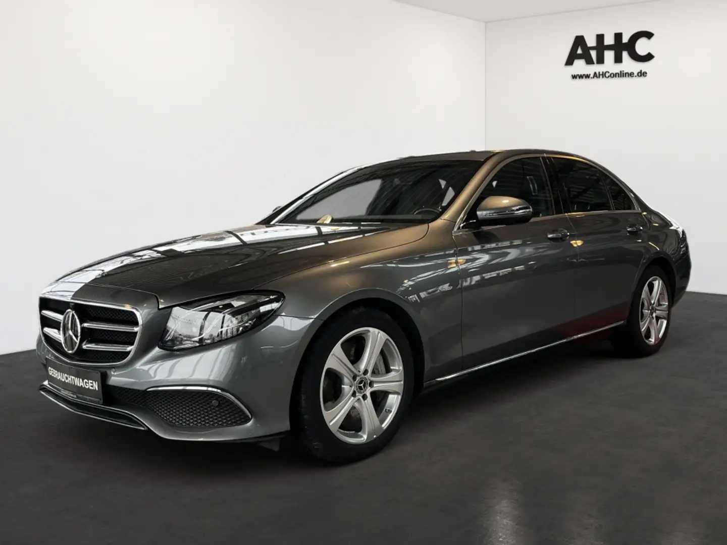 Mercedes-Benz E 450 4M Avantg. AHK SDHZ ACC LED Schiebe. 360° Gris - 1