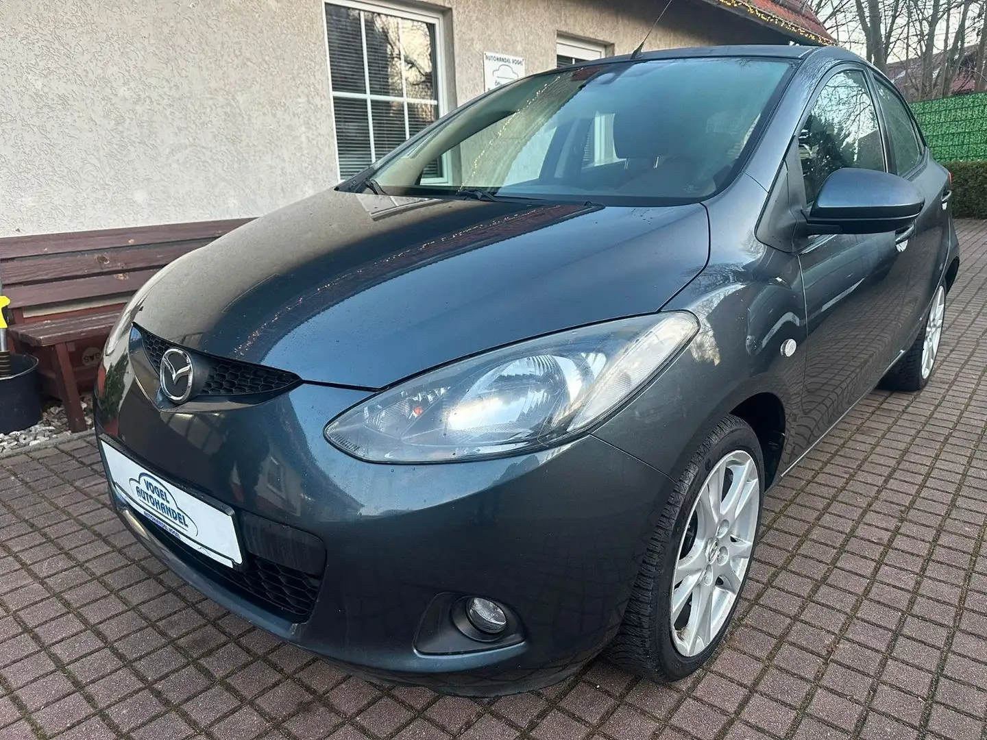 Mazda 2 1.5 Impression*SITZHZG*LM*TÜV NEU*TEMPOM.* Grau - 1