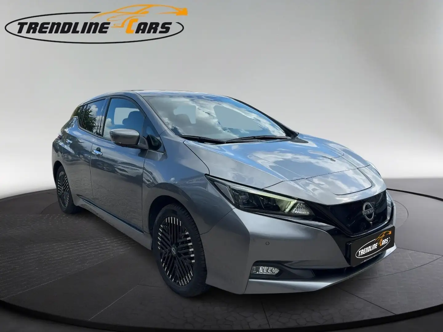Nissan Leaf N-Connecta 40kWh Grau - 1