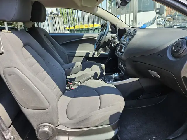 Alfa Romeo Mito view 10