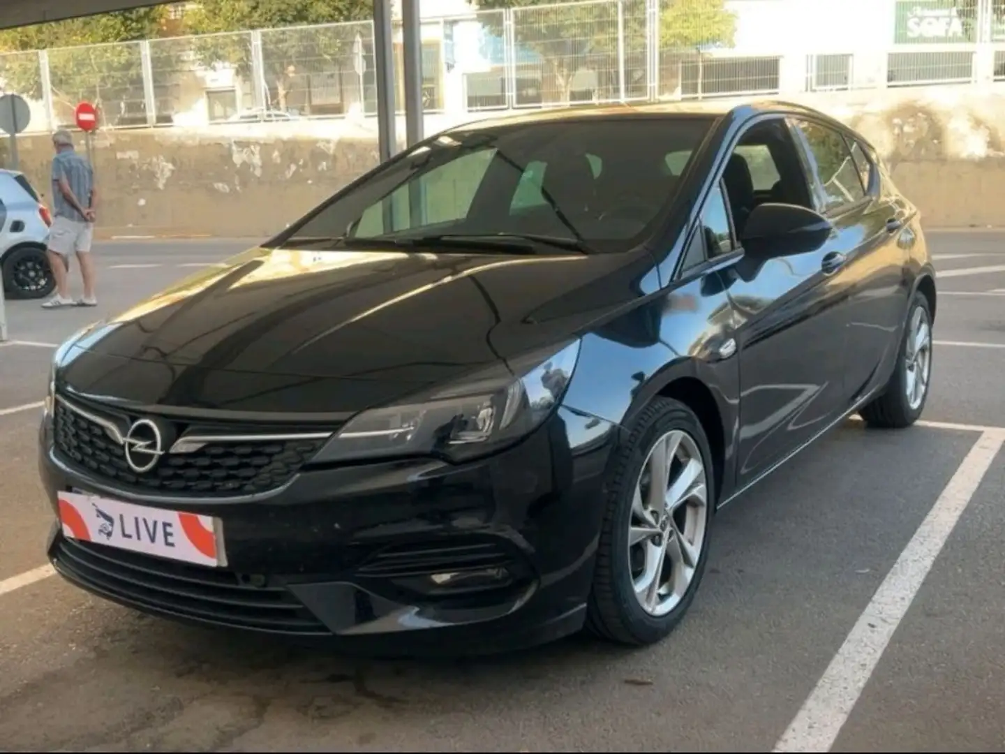 Opel Astra 1.2T S/S GS Line 110 Negro - 1
