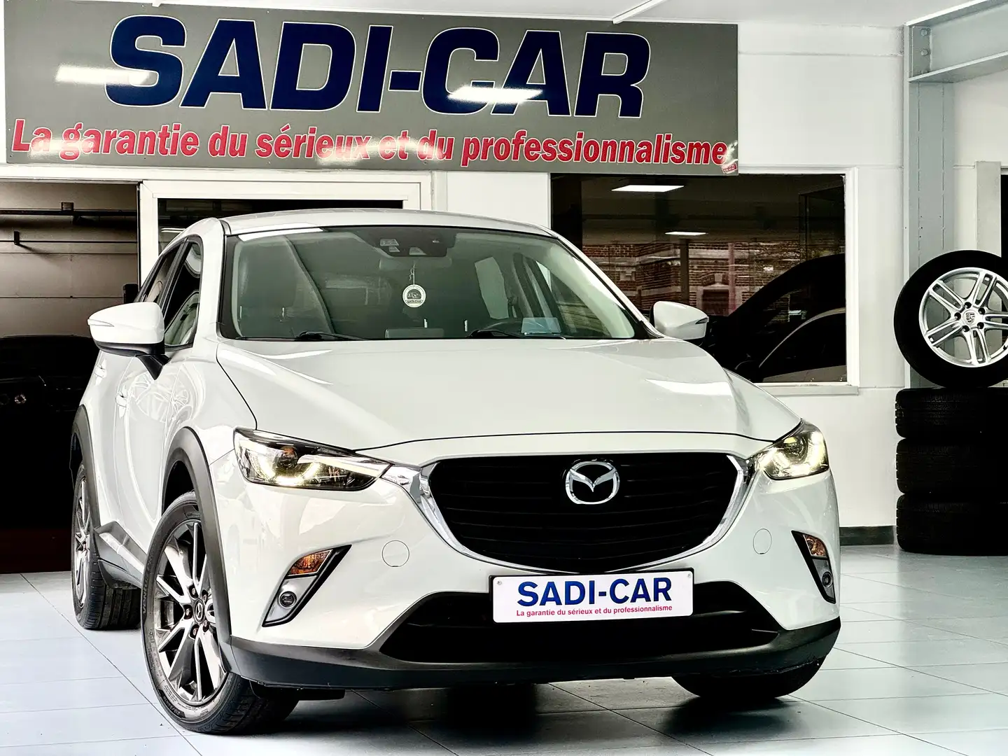 Mazda CX-3 1.5 SKYACTIV-D 115cv Skydrive - FULL OPTIONS Gris - 1