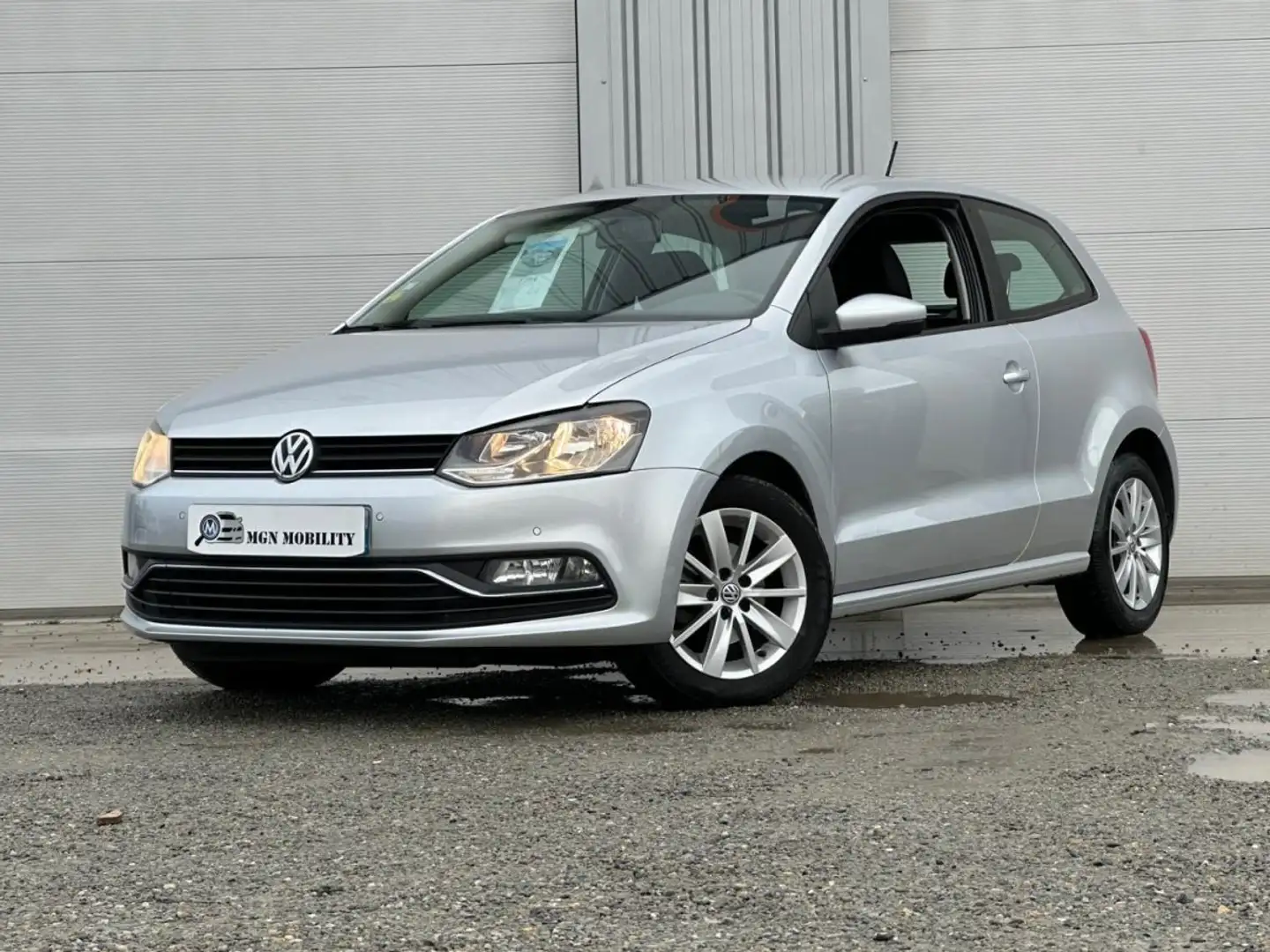 Volkswagen Polo 1.4 TDI 75 3P Gris - 1