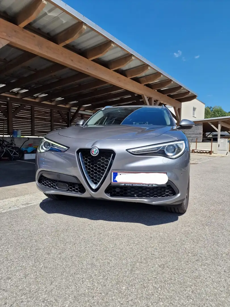 Alfa Romeo Stelvio 2.2JTD190 AZ8 Q4 Business - 1