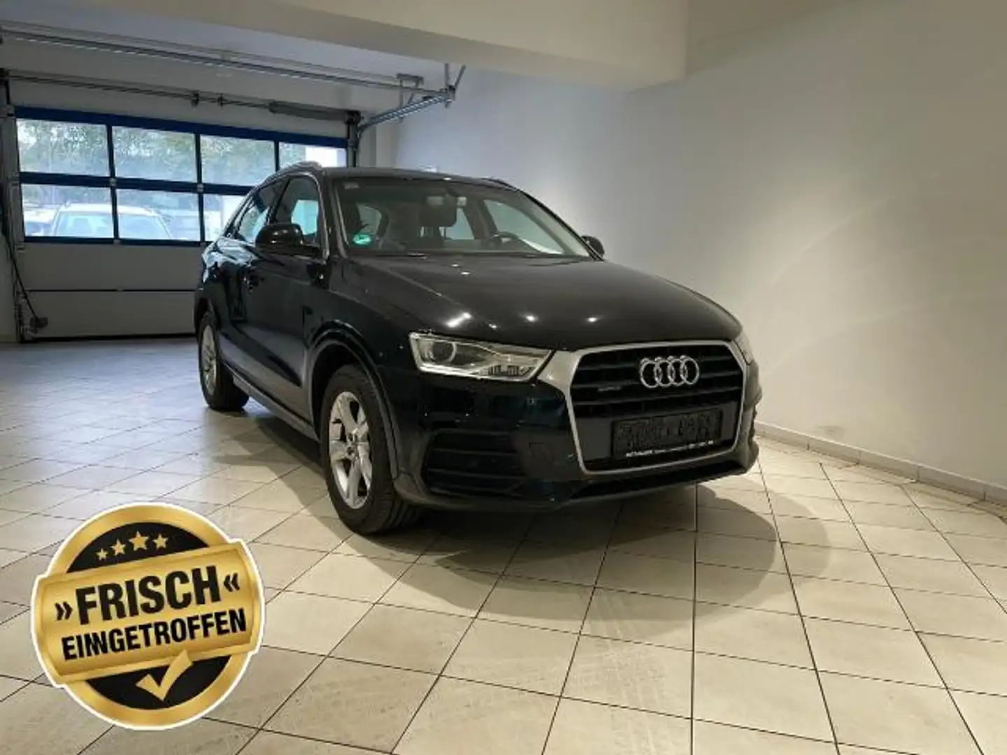 Audi Q3 2.0 TFSI DSG quattro Standheizung Noir - 1