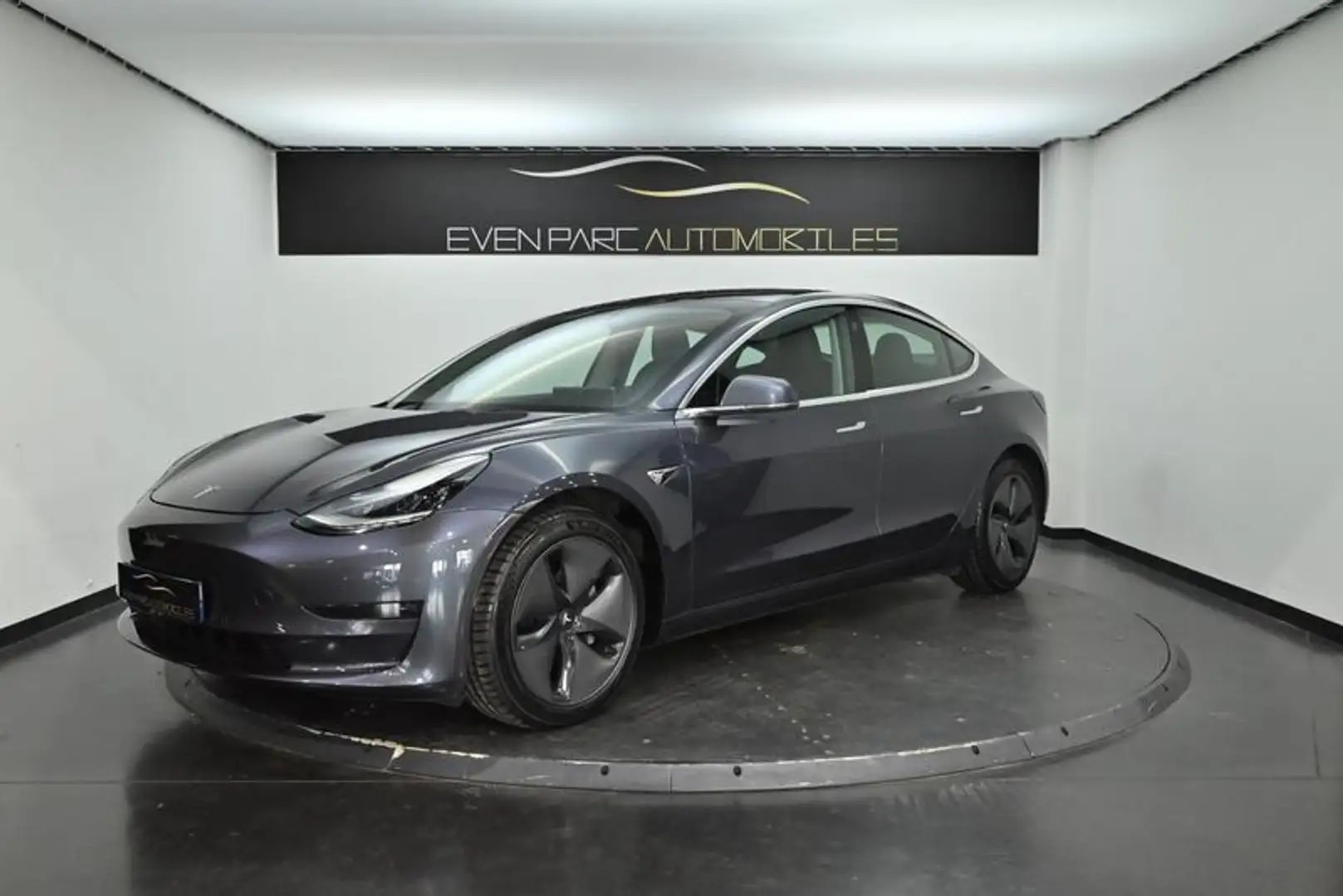 Tesla Model 3 Long Range Dual Motor AWD - 4P - 1