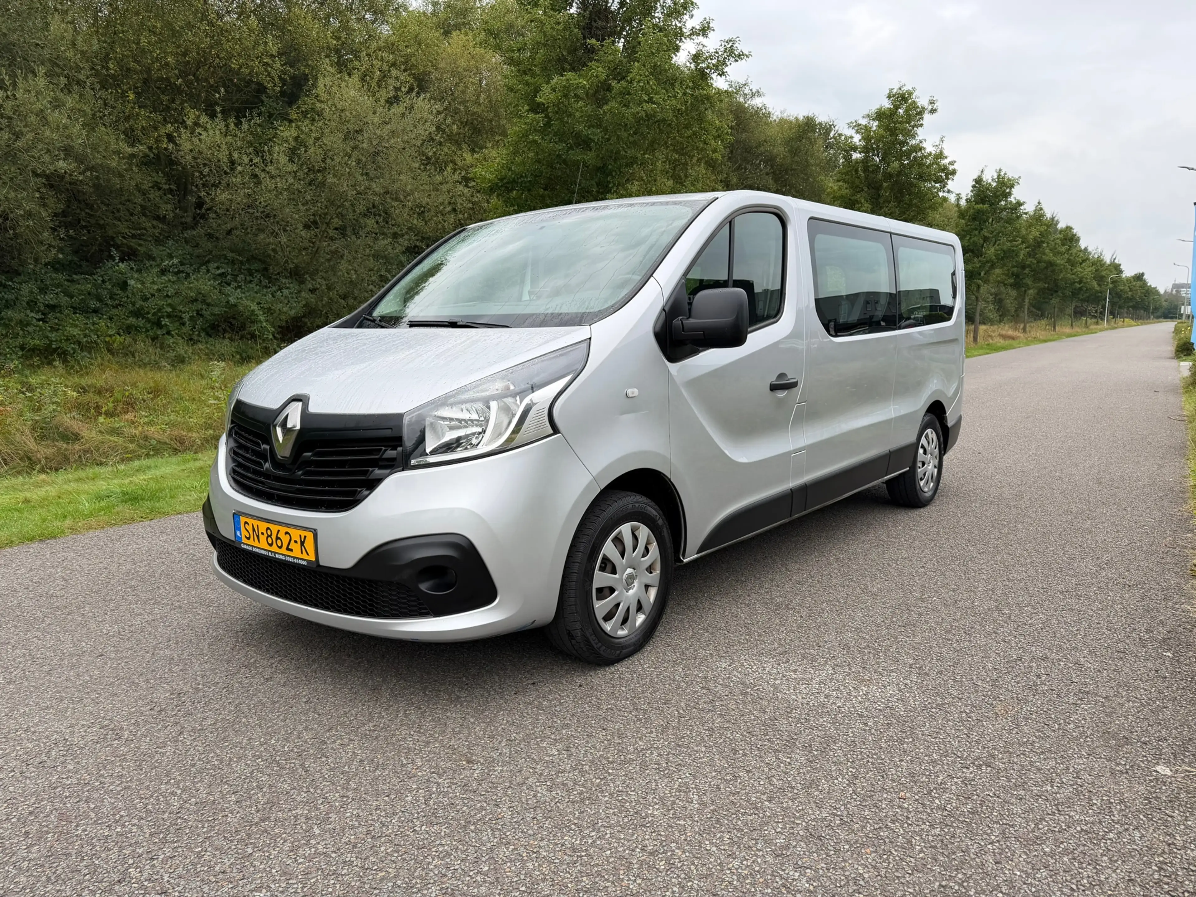 Renault Trafic Passenger 1.6 dCi Grand Authentique Energy — photo 2