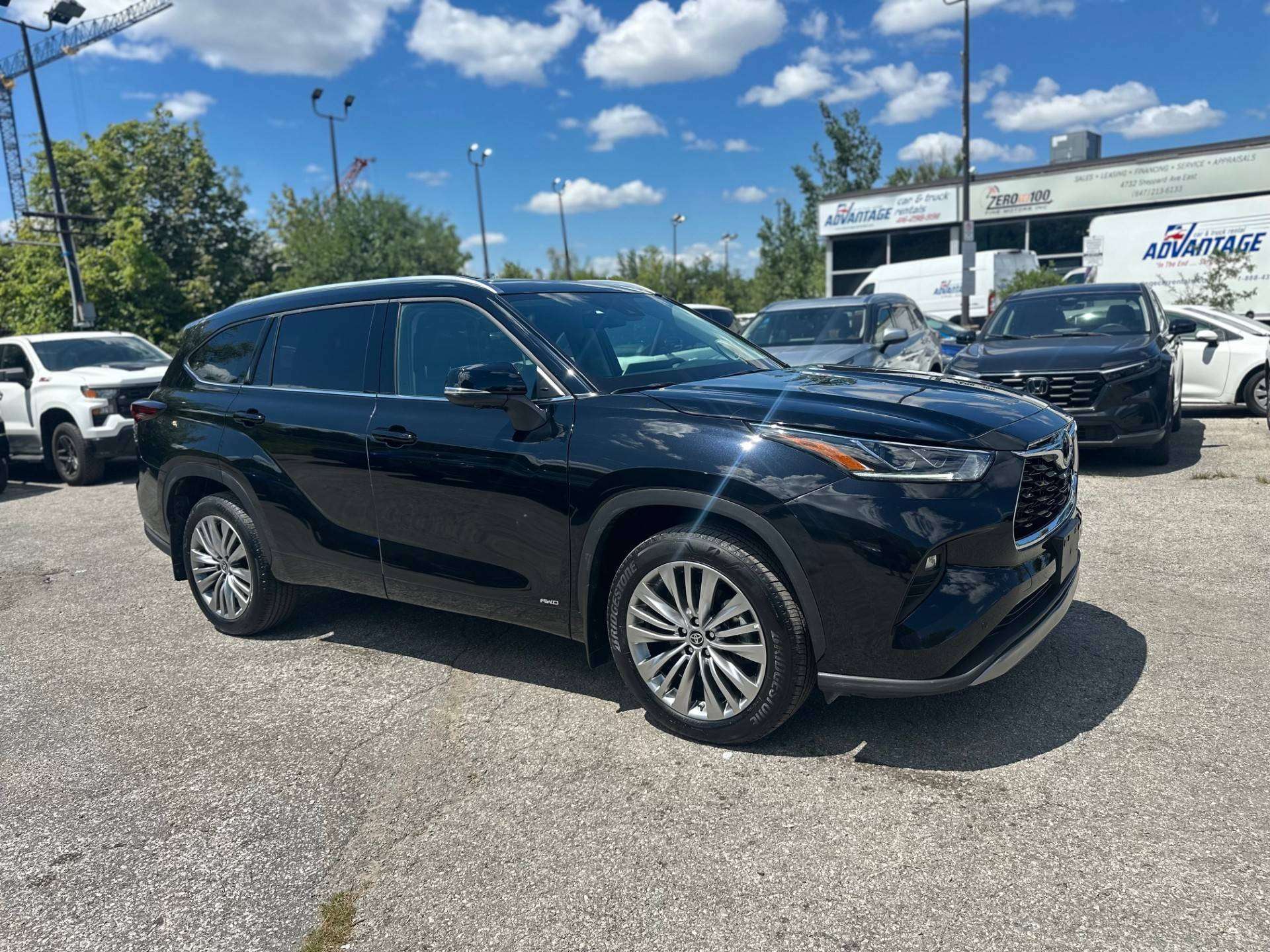2025 Toyota Highlander Platinum Hybrid