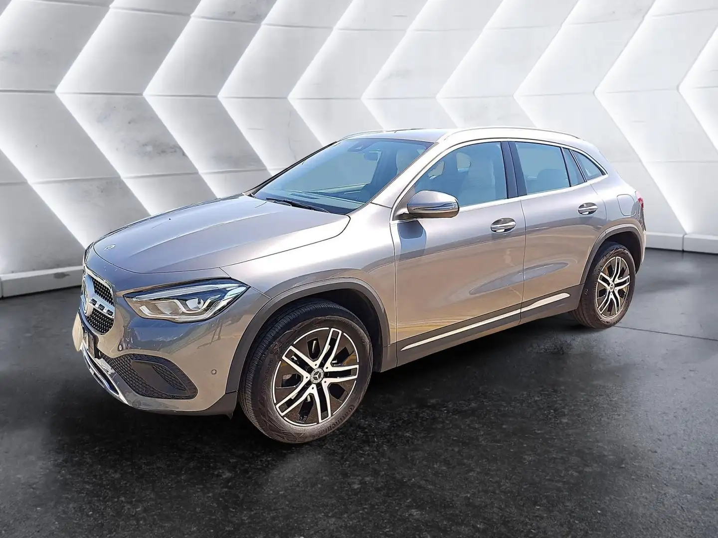 Mercedes-Benz GLA 200 200 d Sport Plus 4matic auto Grigio - 1