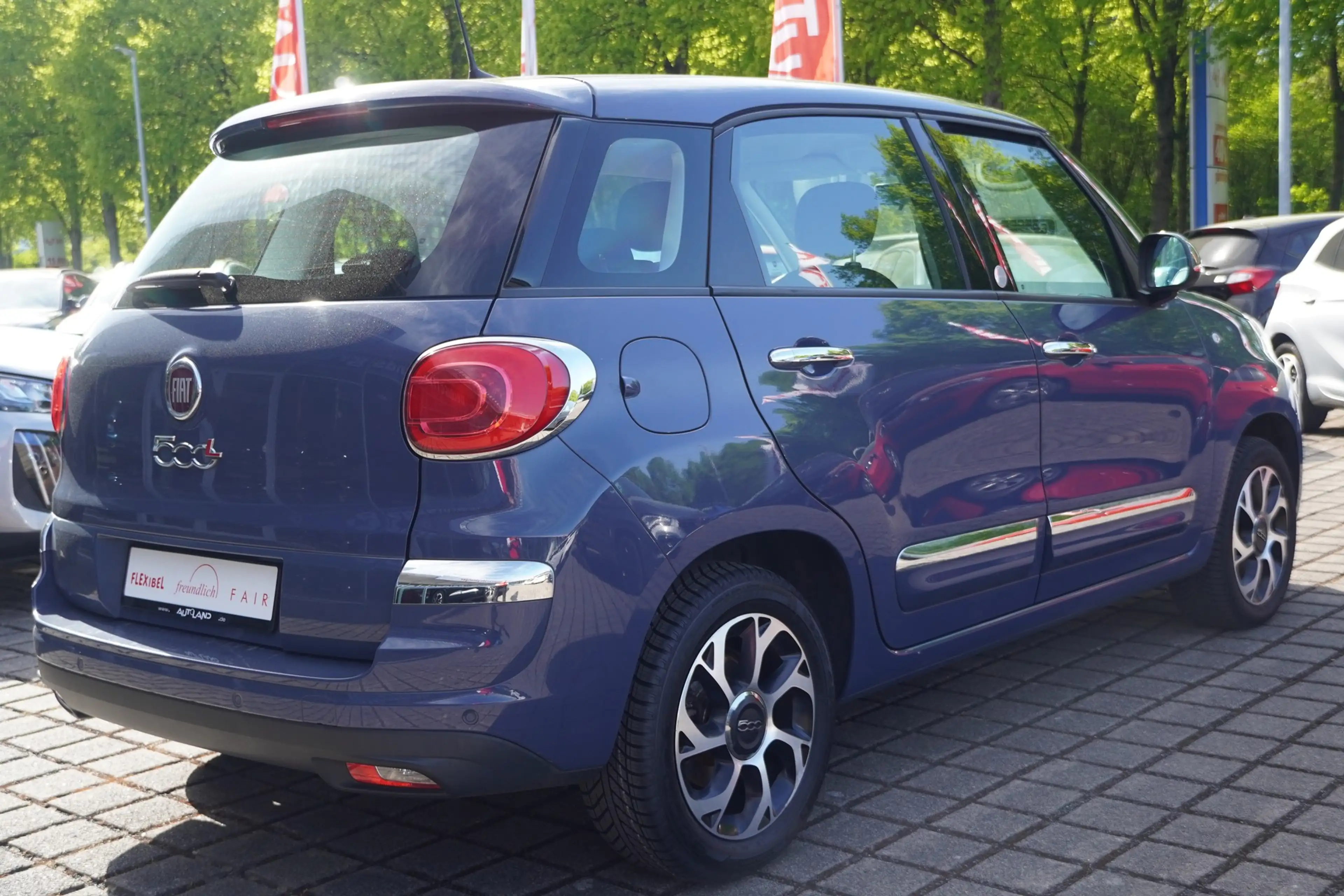 Fiat 500L 1.4 Mirror Klima Tempomat Bluetooth PDC DAB — photo 6