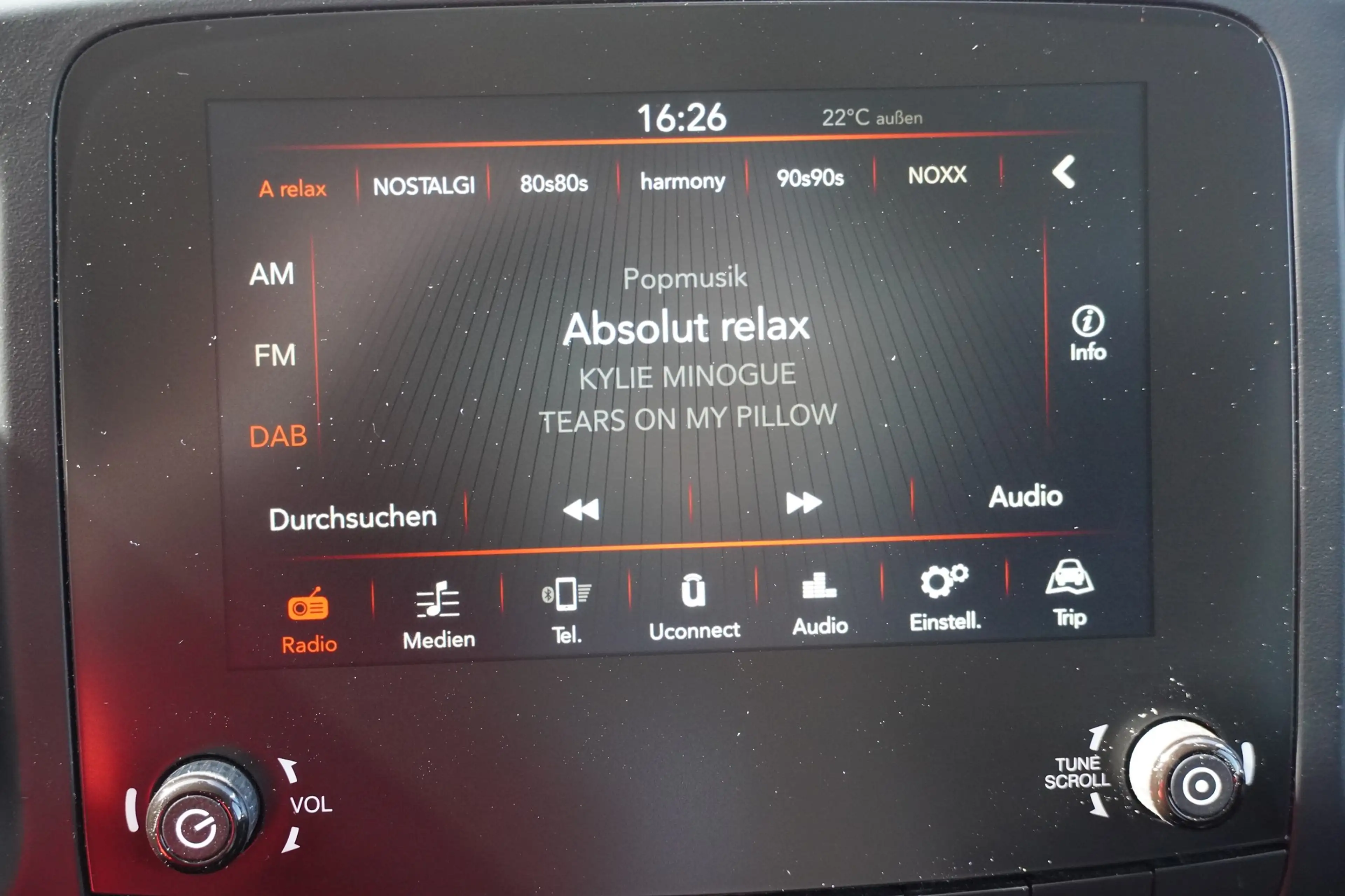 Fiat 500L 1.4 Mirror Klima Tempomat Bluetooth PDC DAB — photo 13