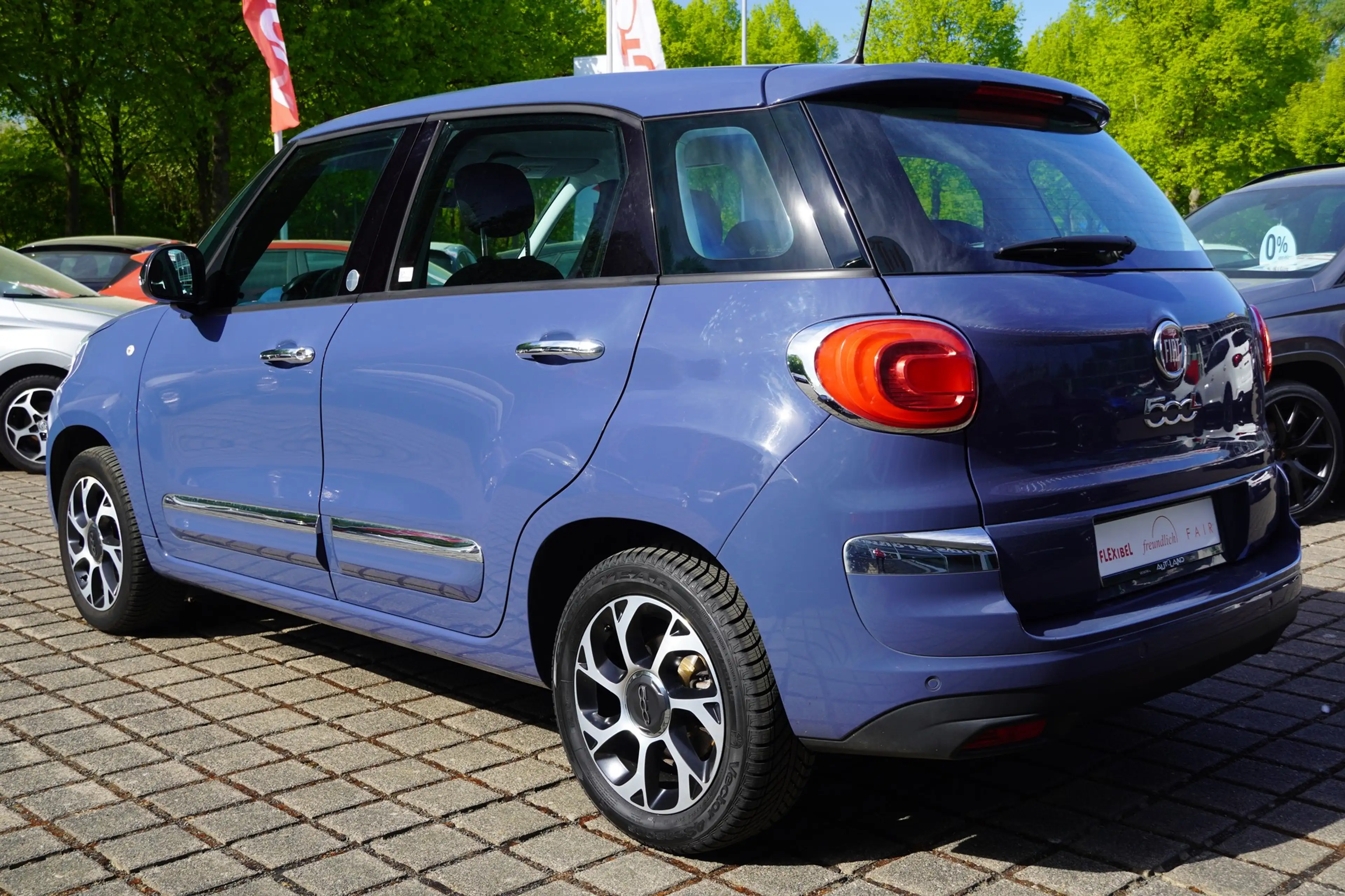 Fiat 500L 1.4 Mirror Klima Tempomat Bluetooth PDC DAB — photo 4