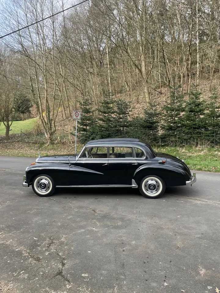Mercedes-Benz 300 Adenauer B - Faltdach, innen original, foto 5