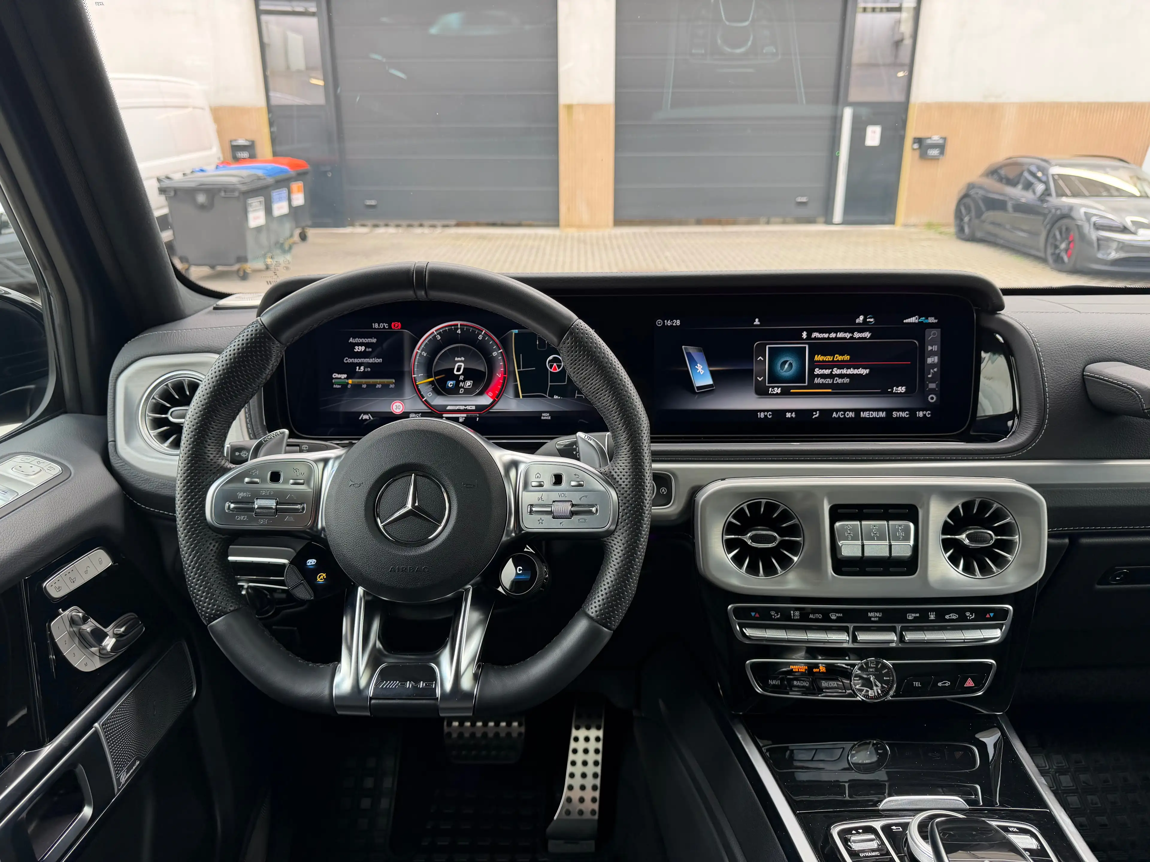 Mercedes-Benz G 63 AMG G 63 AMG (EU6AP) — photo 13