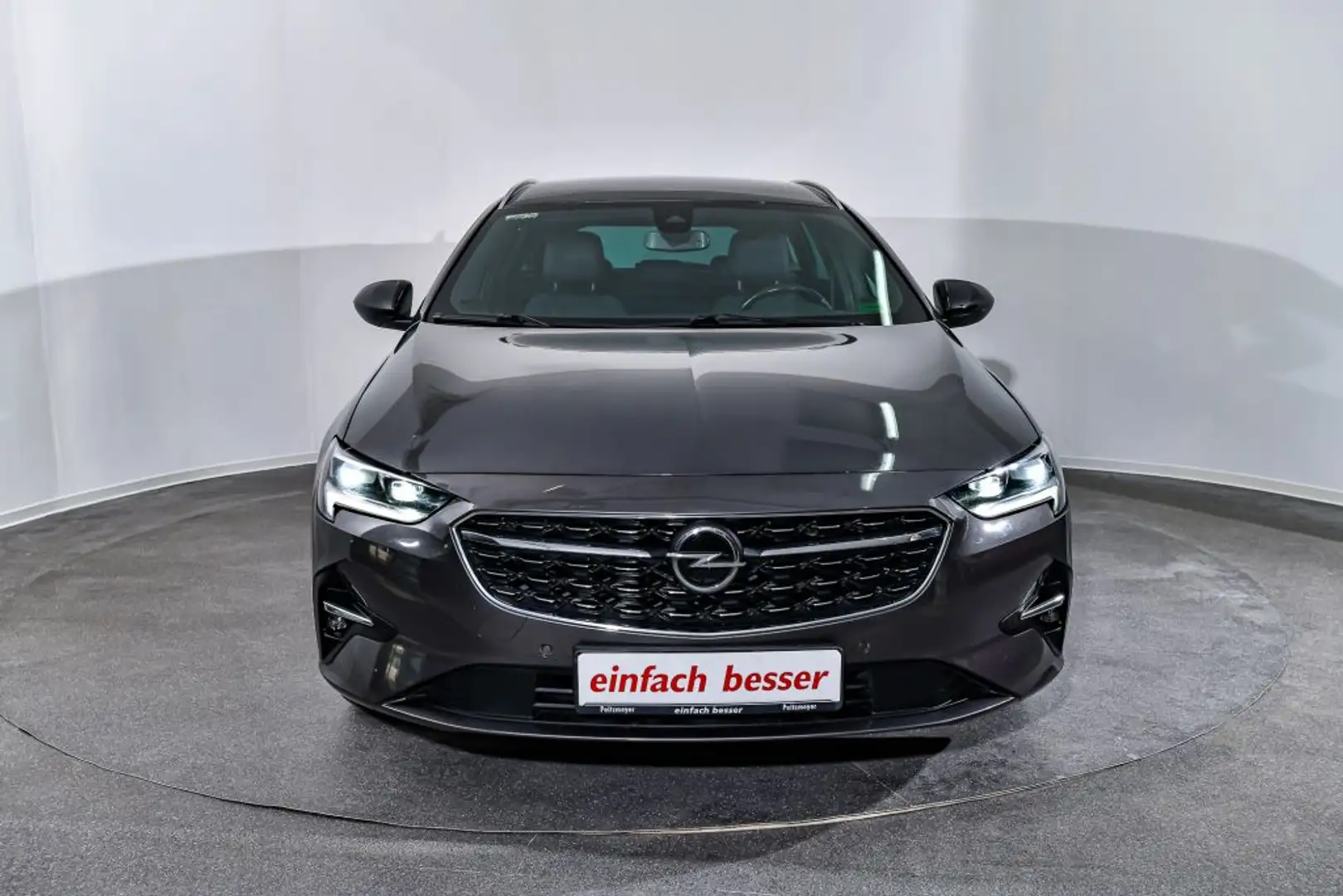 Opel Insignia Sports Tourer 2.0 Diesel Aut. Business Grijs - 2