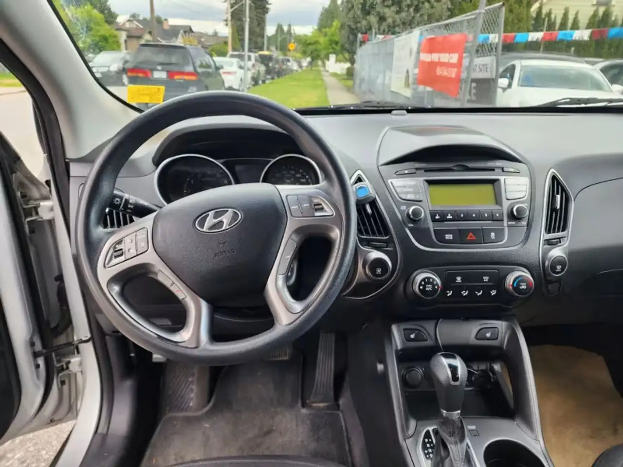 Hyundai TUCSON снимка Hyundai TUCSON
