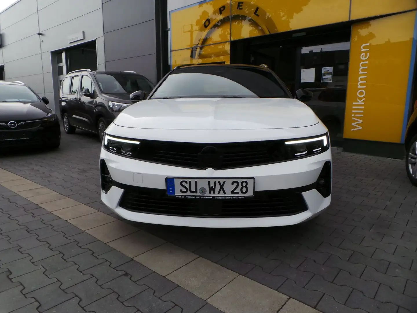 Opel Astra L ST Ultimate AT,AHK,Alcantara,HUD,Allwett Blanc - 2