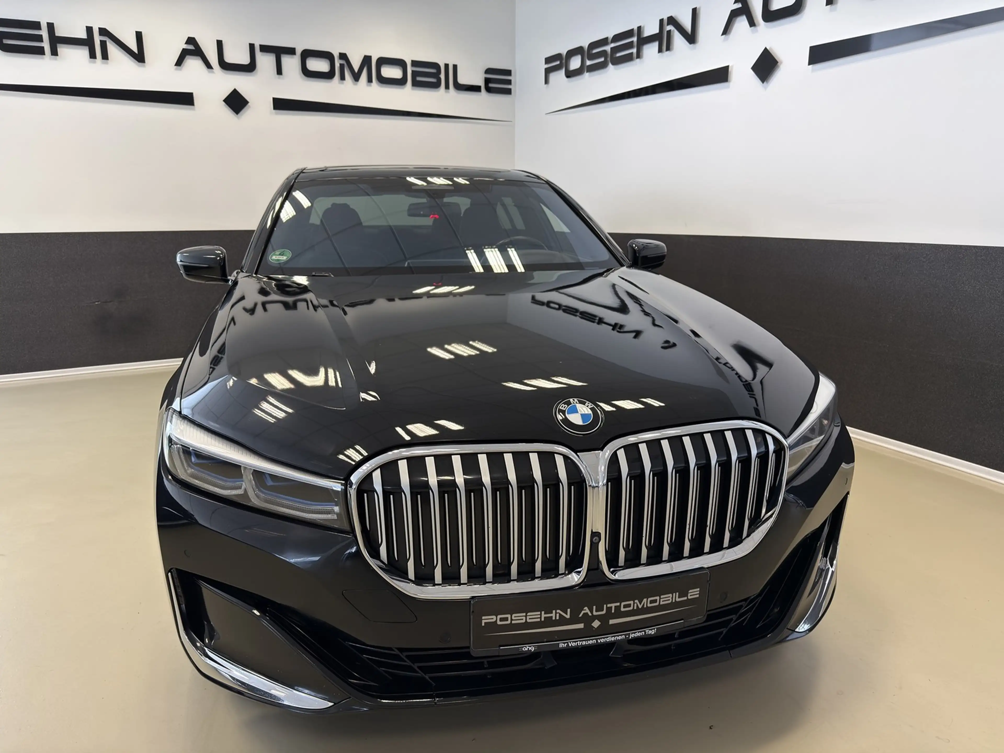 BMW 730 d xDrive AHK H&K HeadUp — photo 2