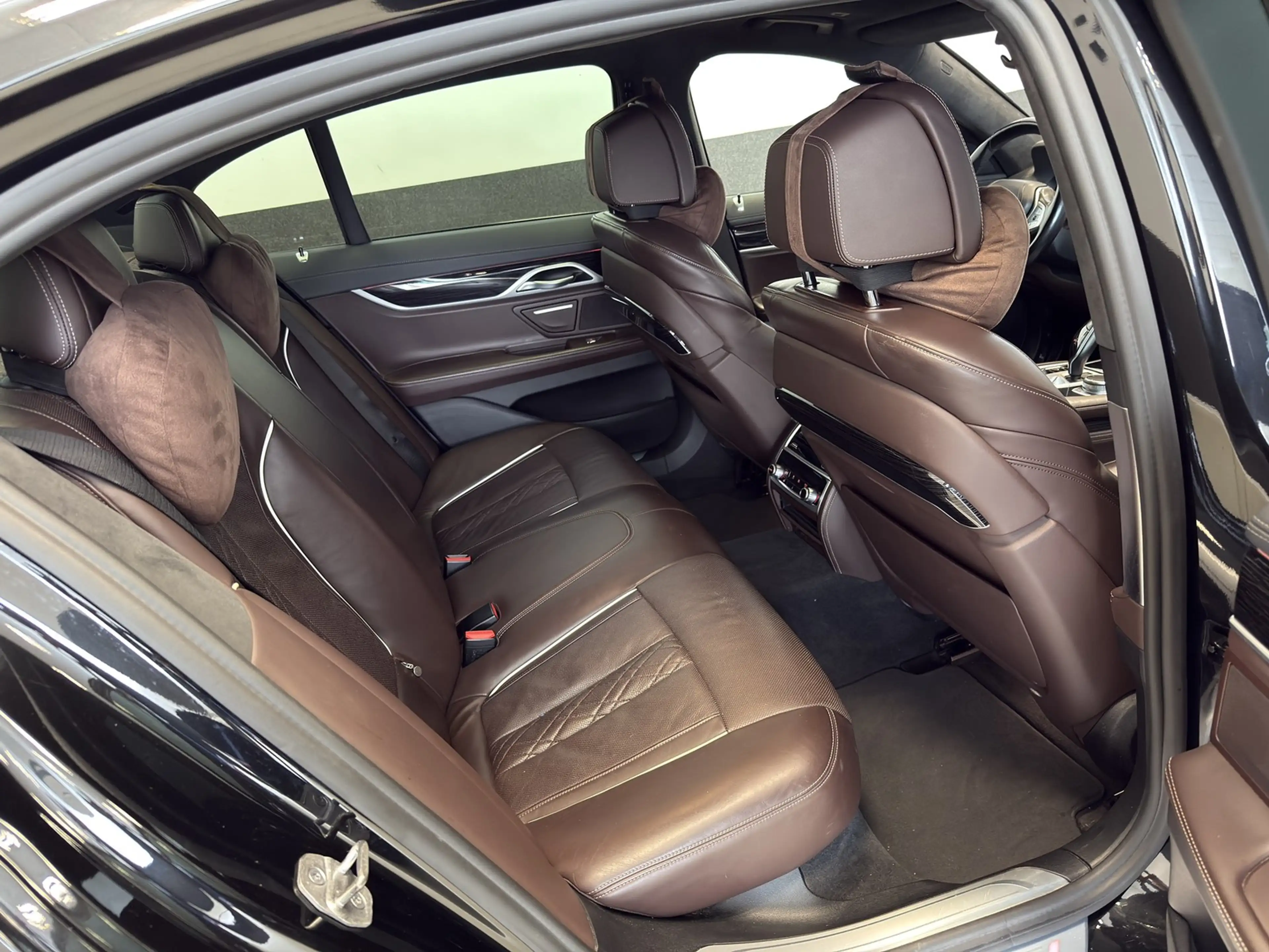 BMW 730 d xDrive AHK H&K HeadUp — photo 10