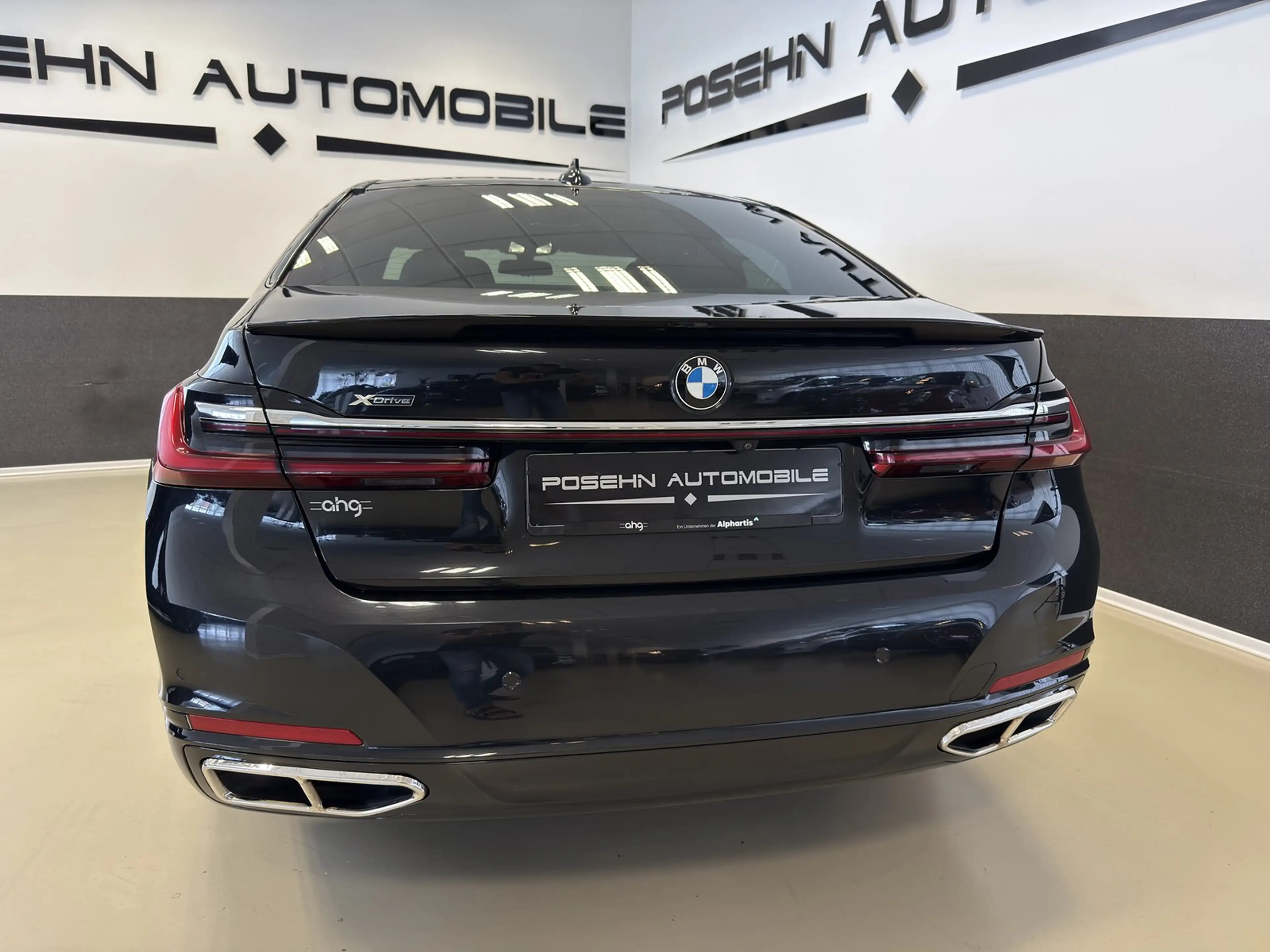 BMW 730 d xDrive AHK H&K HeadUp — photo 5