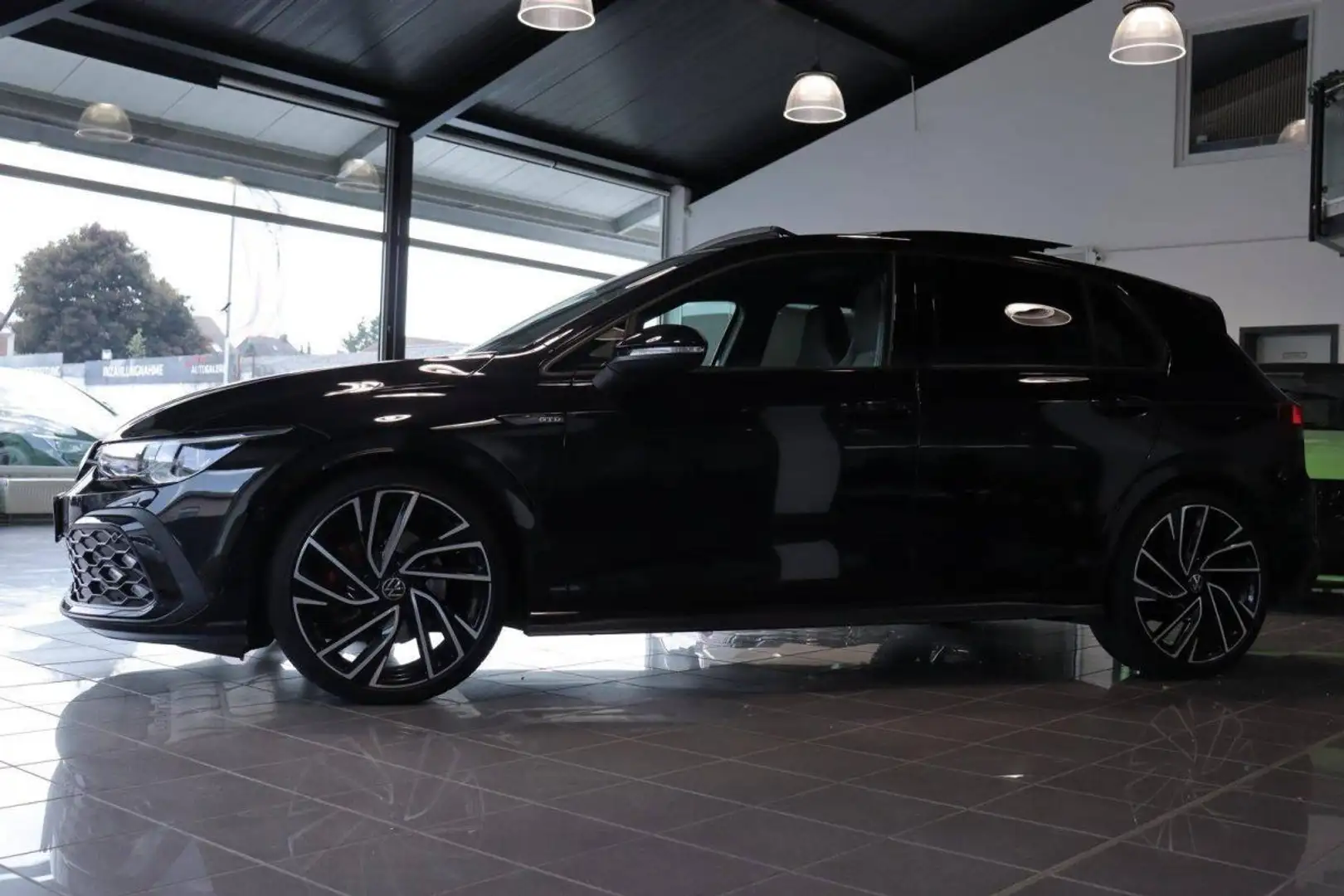 Volkswagen Golf VIII 2.0 TDI SCR 200ch GTD DSG7 Noir - 2