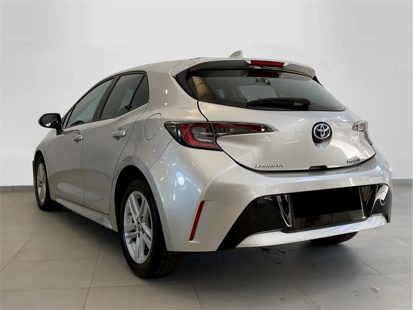 Toyota Corolla 125H Active Tech - 2