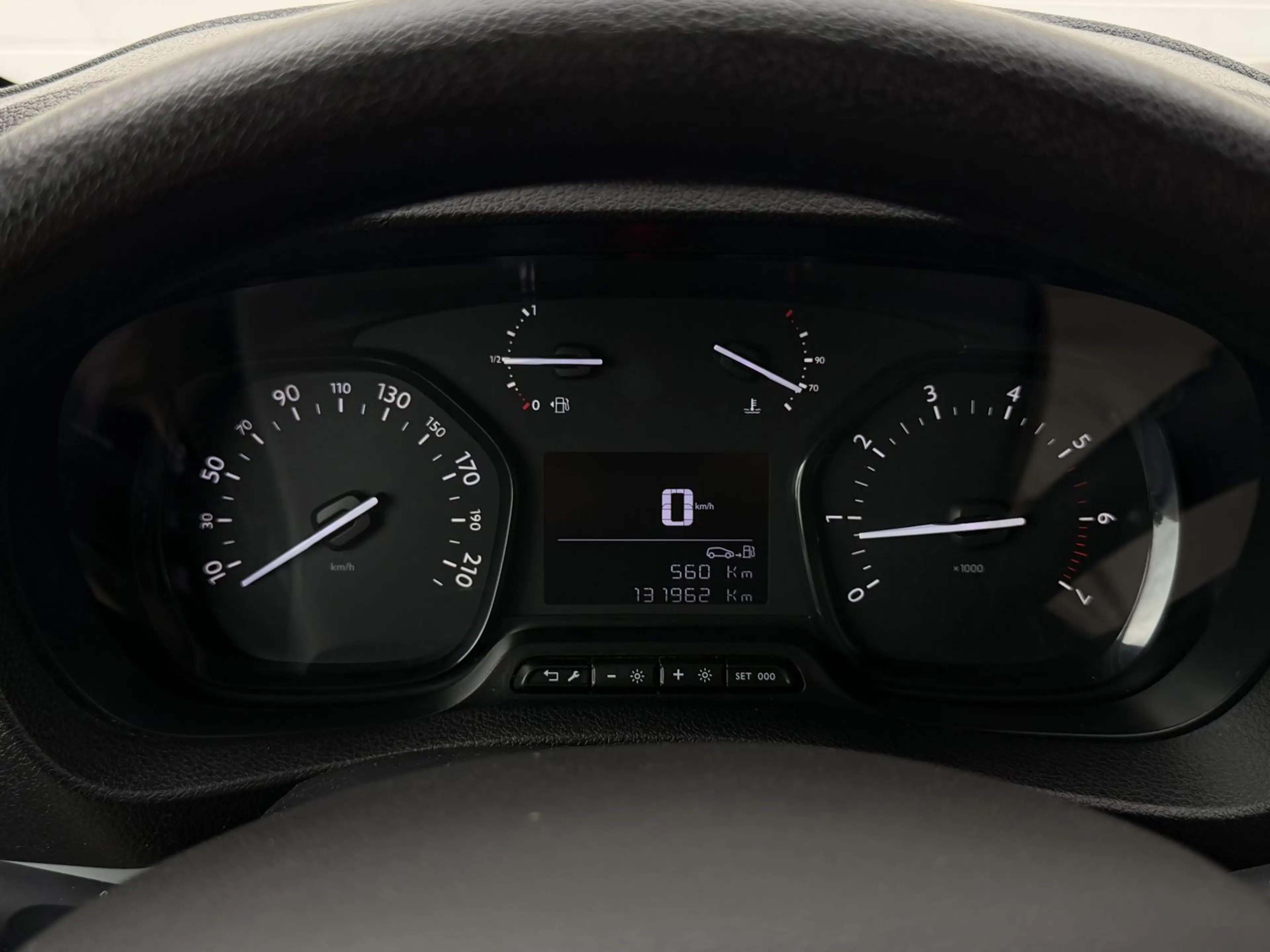 Opel Vivaro FlexSpace L (L3) DoKa 1-HAND/AHK/Regale — photo 12