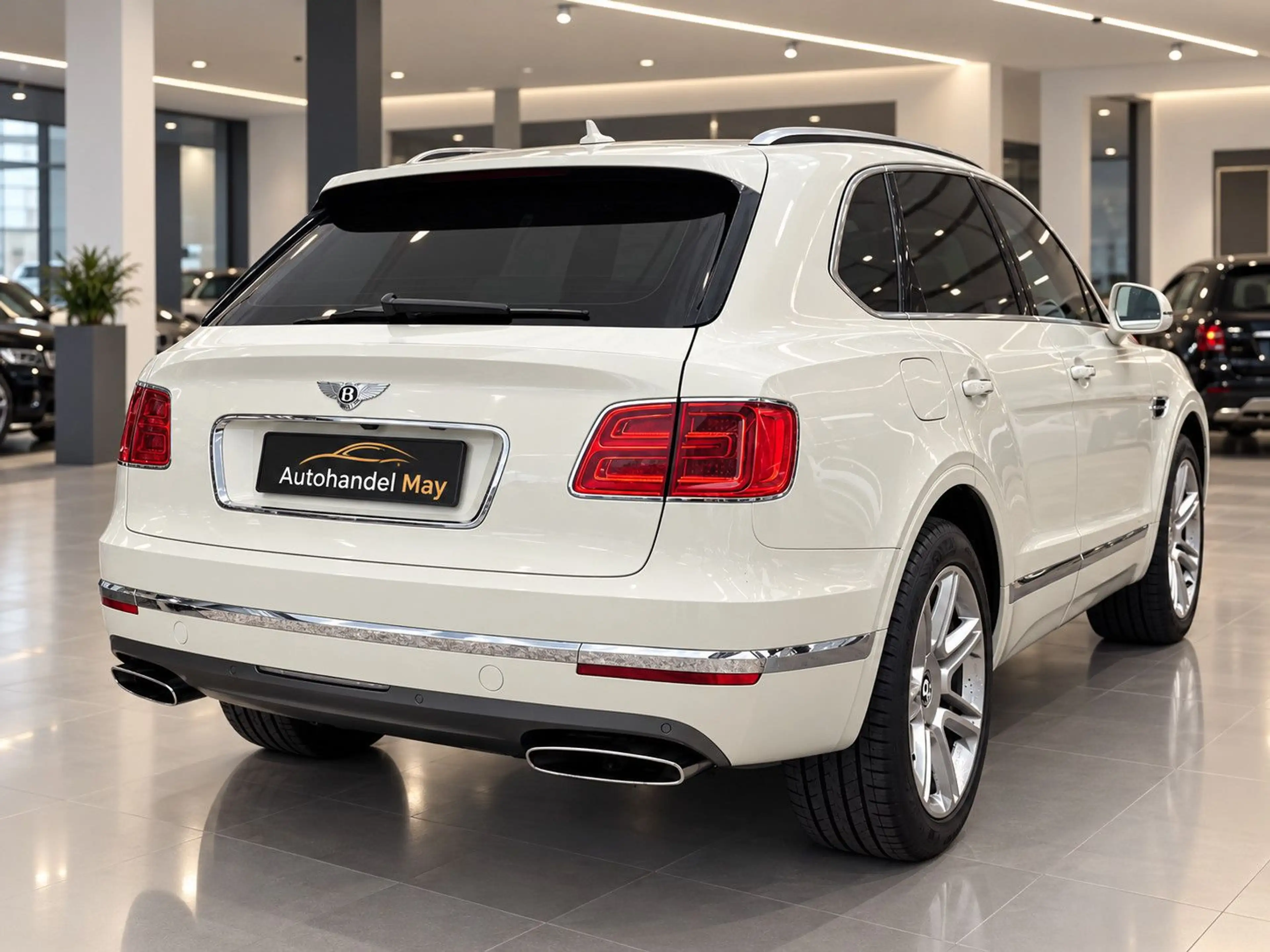 Bentley Bentayga W12 Panorama — photo 6