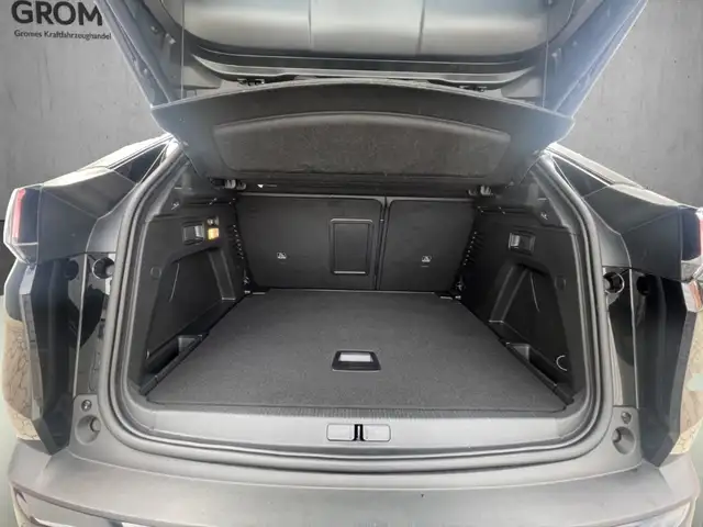 Peugeot 3008 view 7