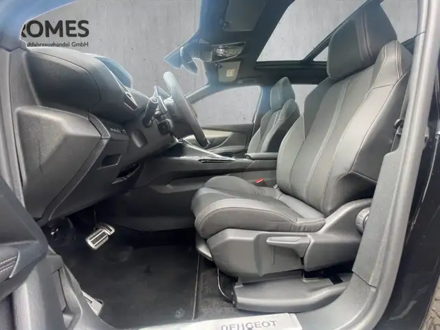 Peugeot 3008 view 9