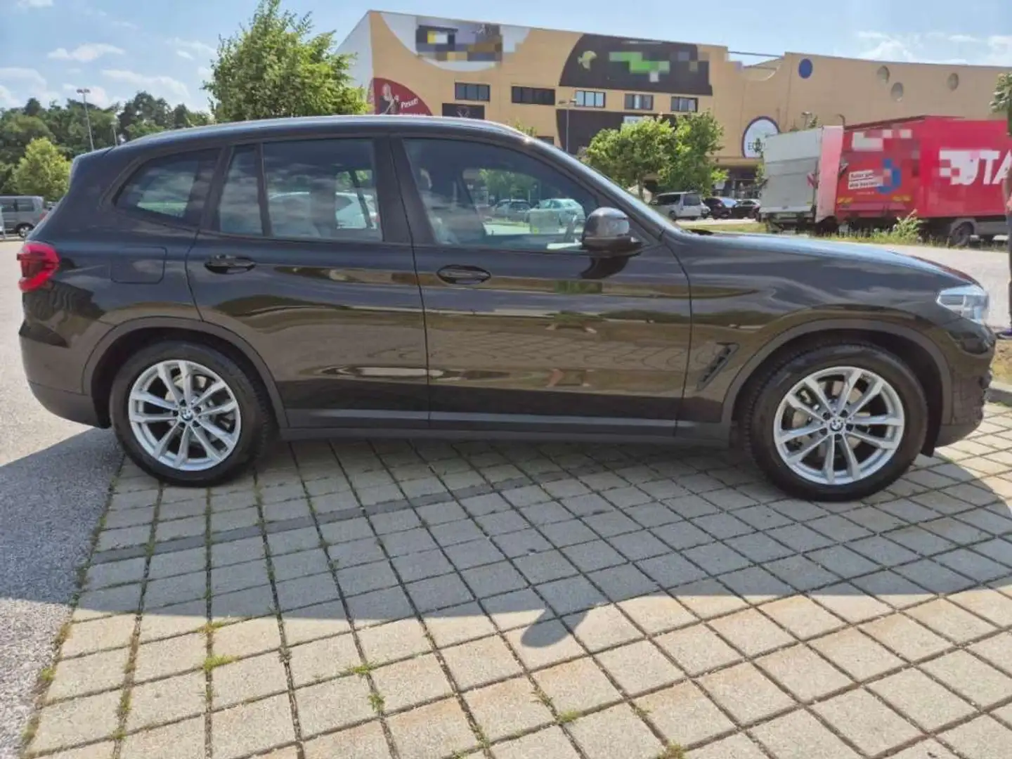 BMW X3 X3 xDrive 25d Advantage Aut. Advantage Braun - 1