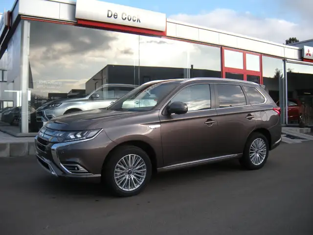 Mitsubishi Outlander PHEV INSTYLE 2.4 TOP VERSIE