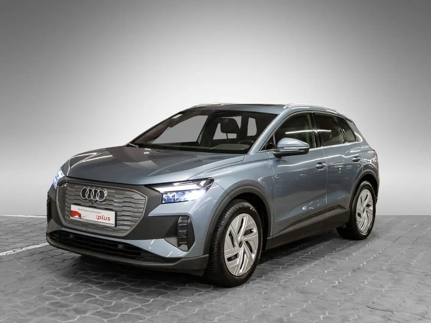 Audi Q4 e-tron Q4 45 e-tron quattro ACC Pano virtCo PDC+Kamera Blau - 2