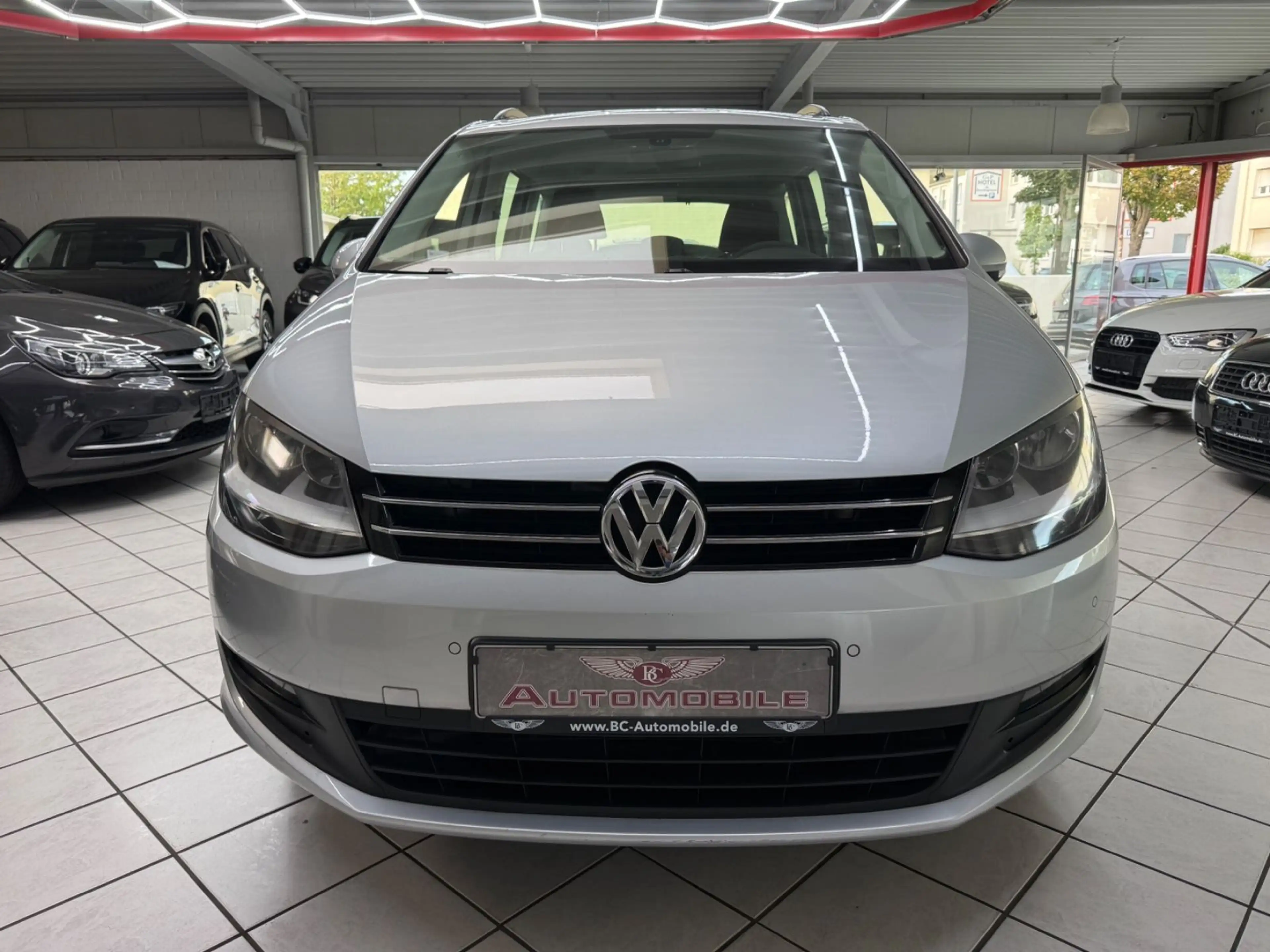 Volkswagen Sharan BMT 1.4 TSI PDC SHZ KLIMA STEUERKETTE NEU — photo 2