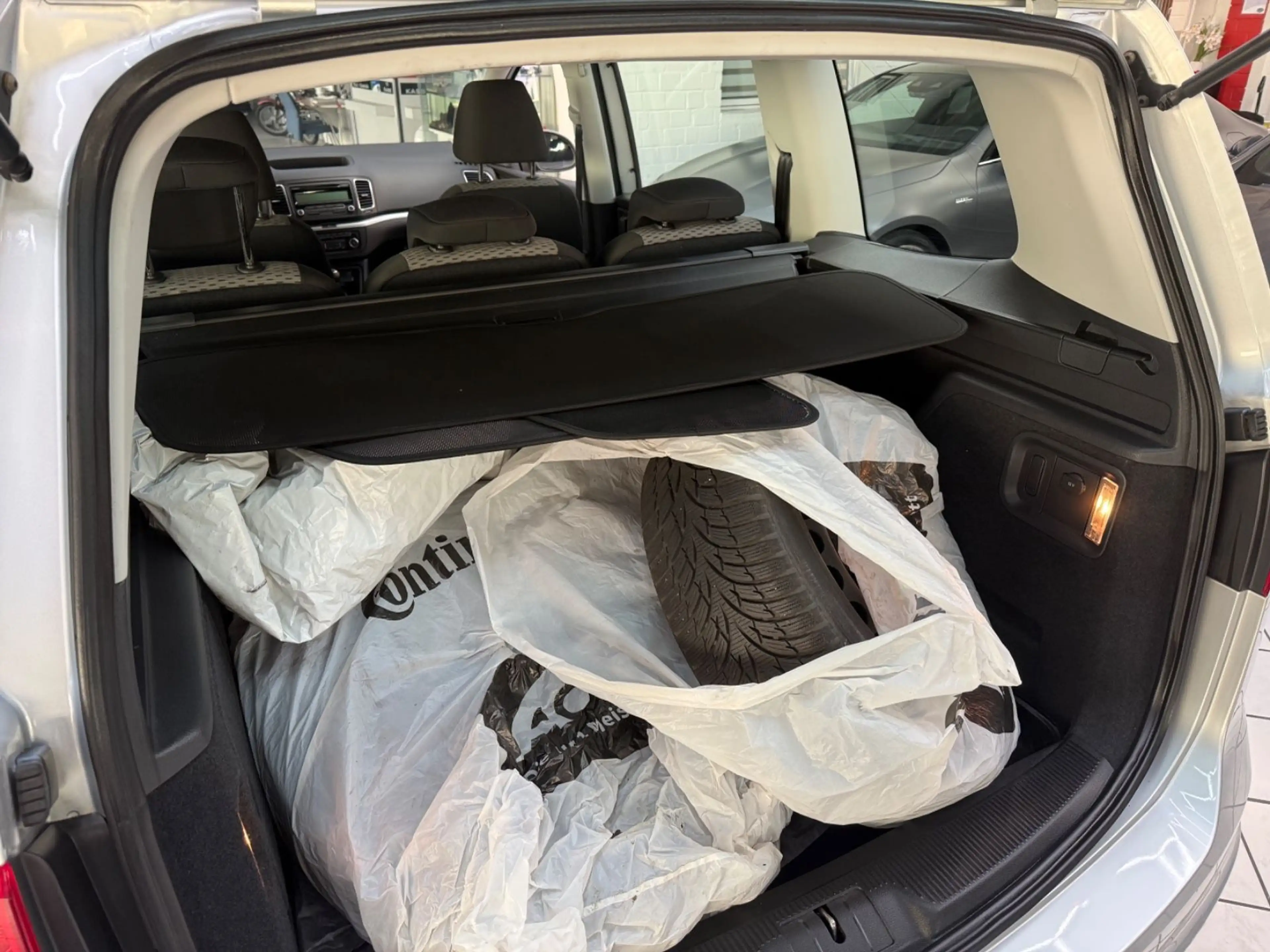 Volkswagen Sharan BMT 1.4 TSI PDC SHZ KLIMA STEUERKETTE NEU — photo 9