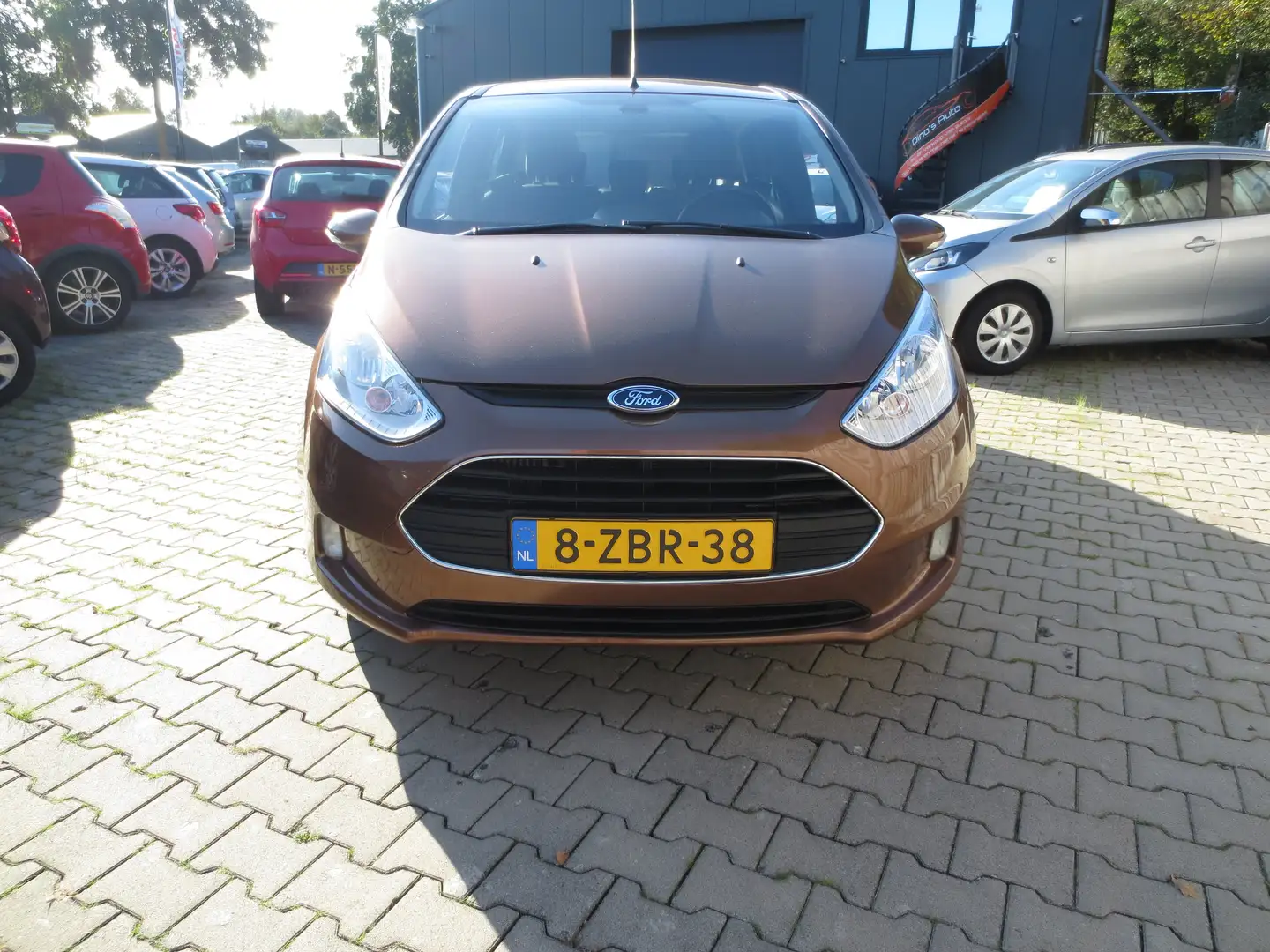 Ford B-Max Ford B-MAX EcoBoost 101pk Style  Hoge Navi Cruise Marrón - 2