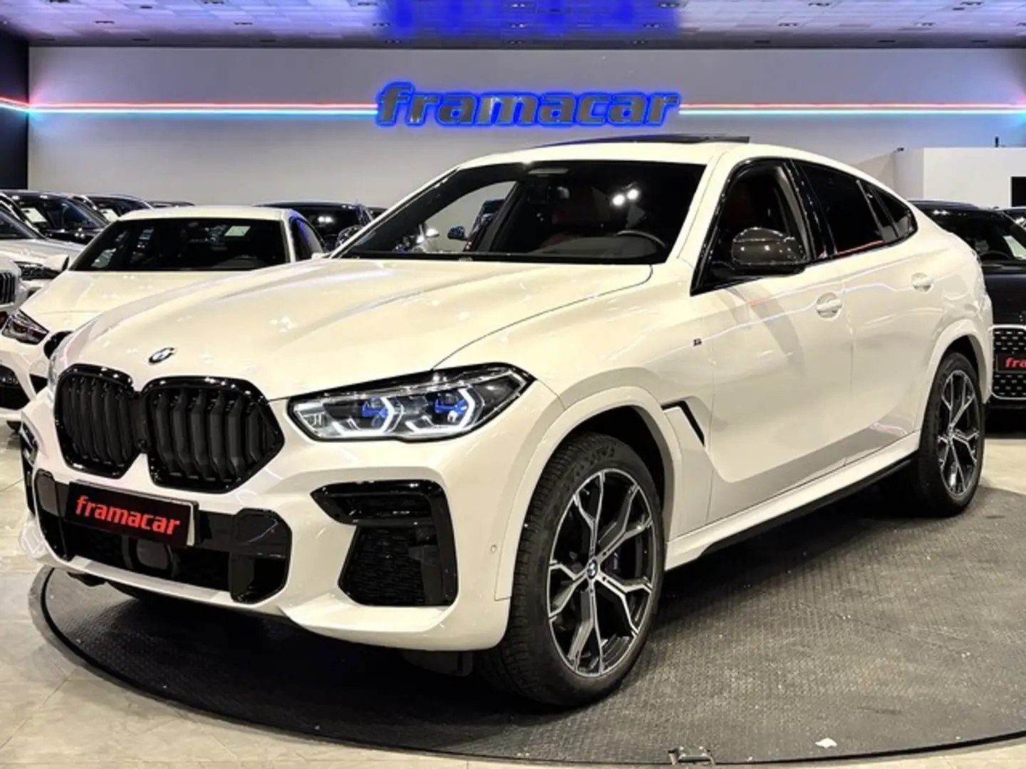 BMW X6 xDrive 30dA Blanc - 1