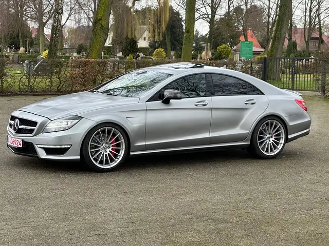 Mercedes-Benz CLS 63 AMG CLS 63s AMG *4-MATIC*DESIGNO*SSD*H&K*DISTR*